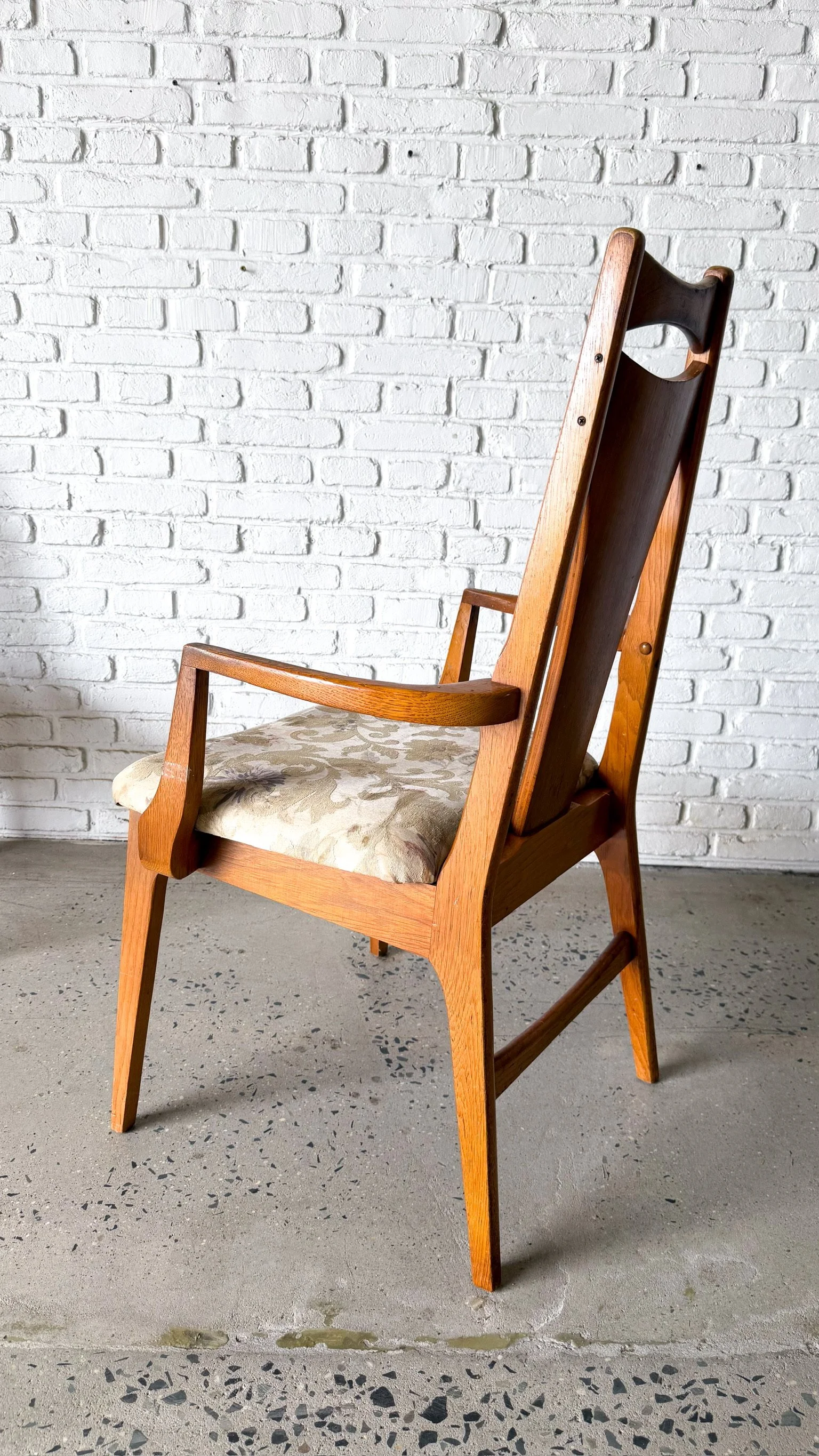 MCM Young MFG Dining Chairs Set of 69.jpg