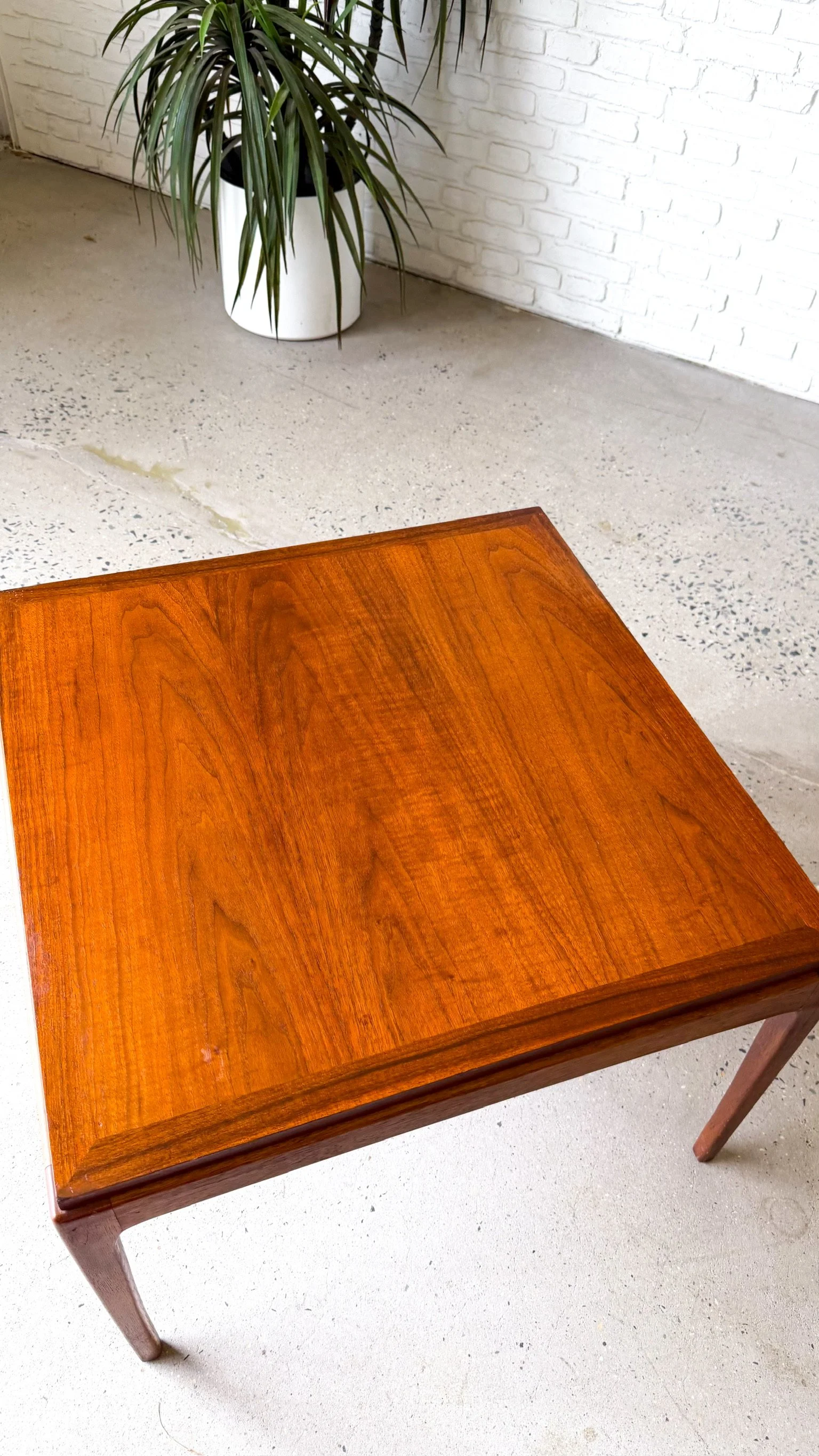 Lane Rythym Walnut Side Table10.jpg