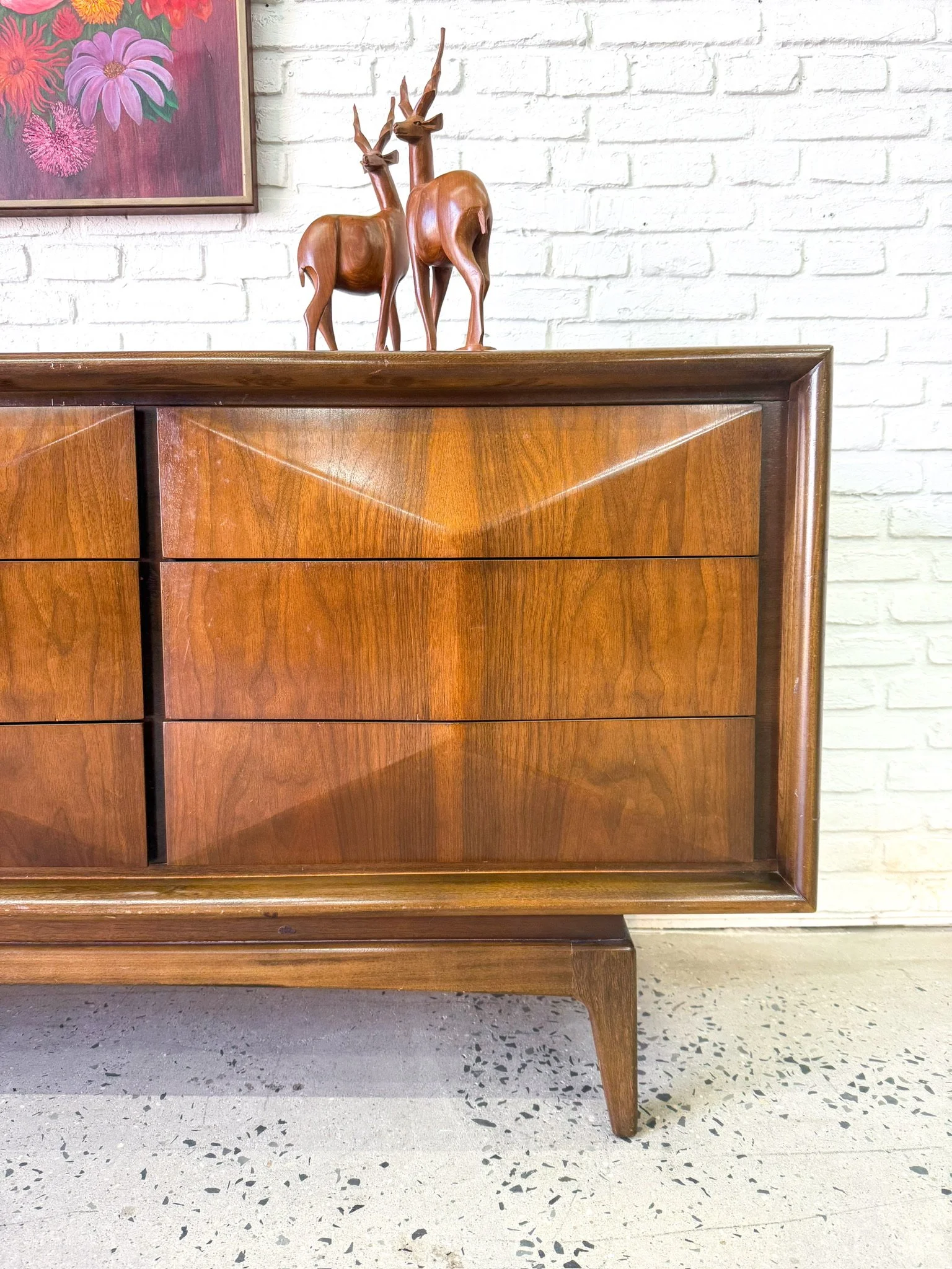 Diamond Front Bedroom Set29.JPG