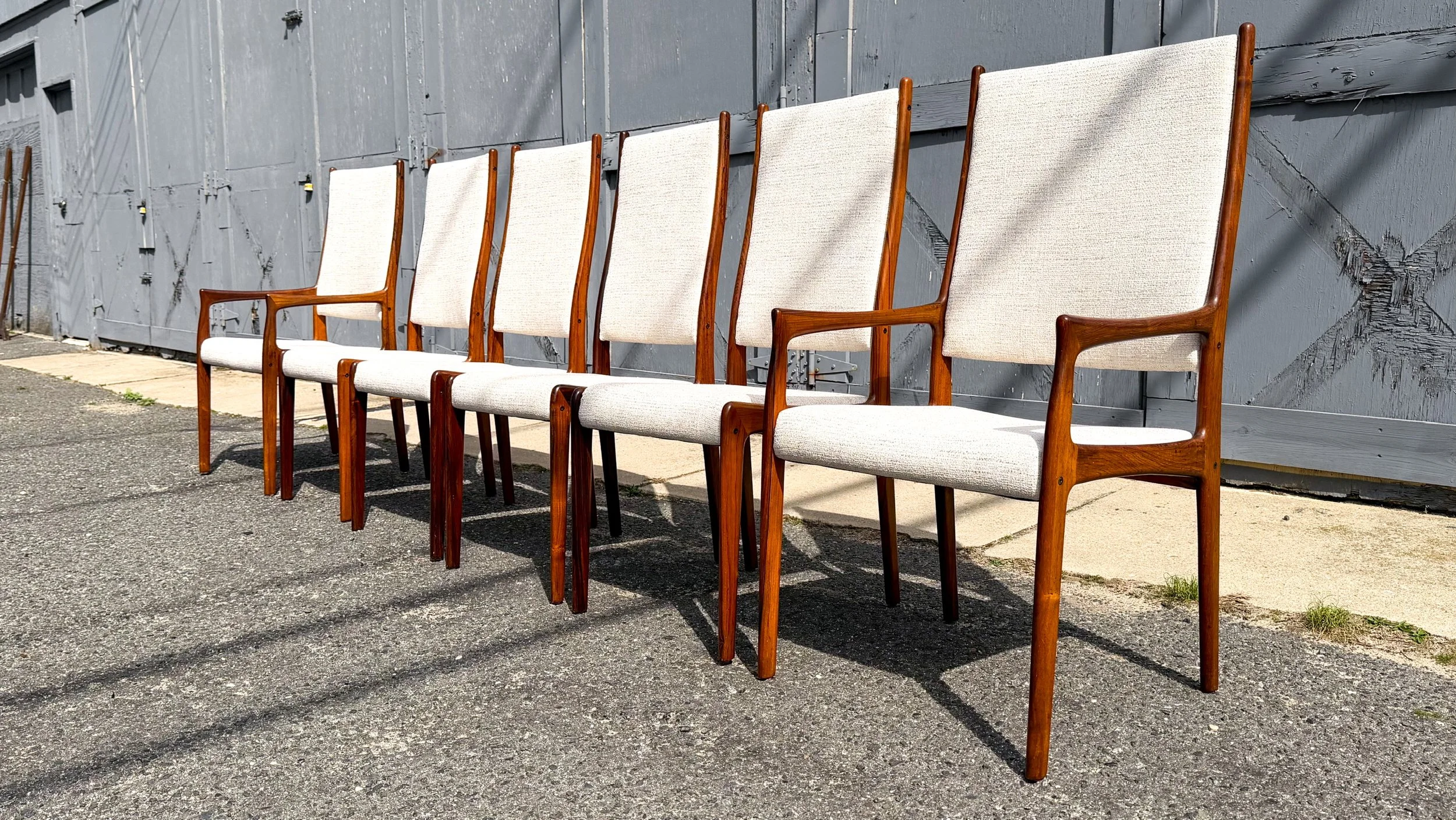 Danish Modern Rosewood Dining Chairs27.jpg