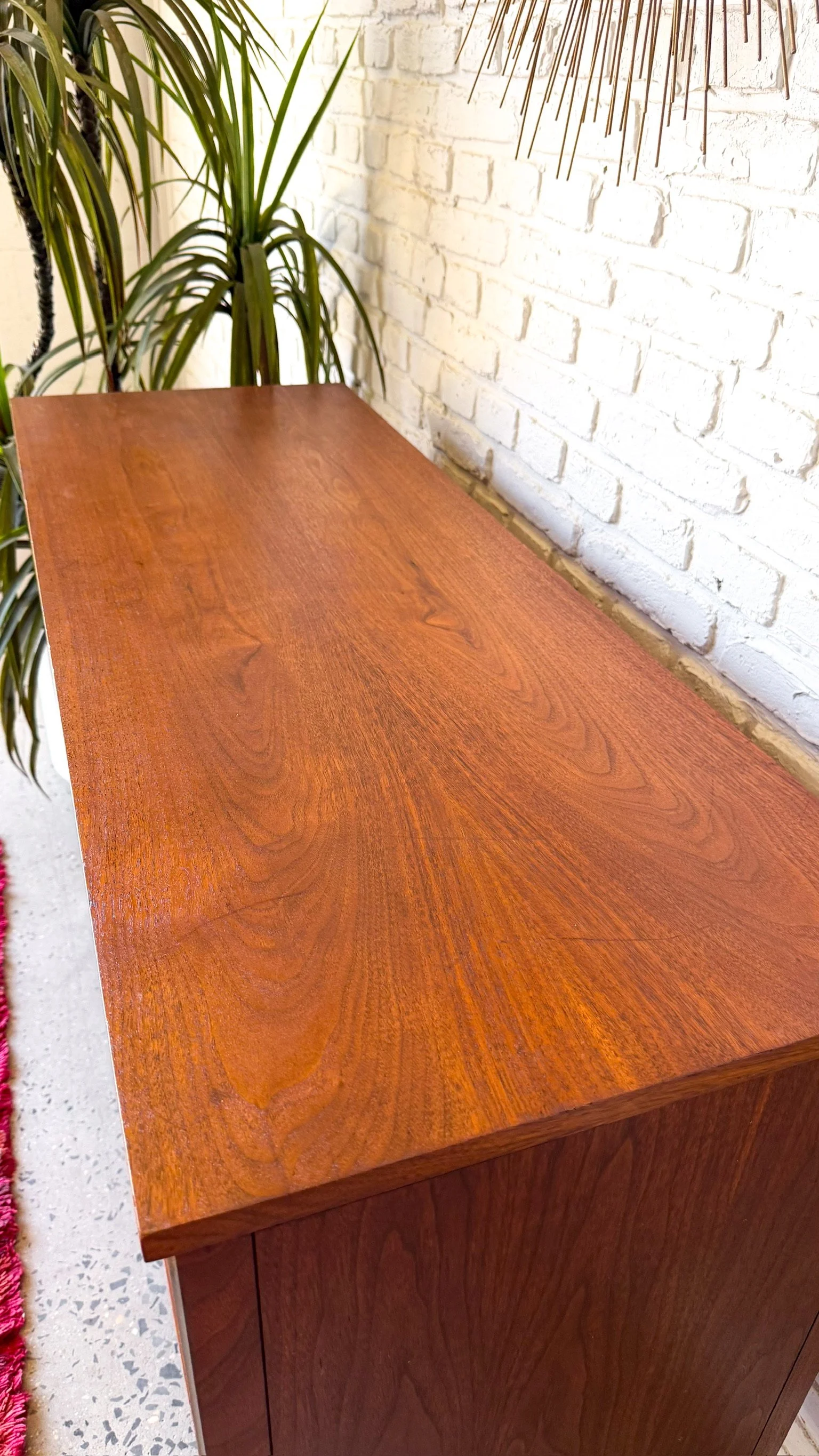 Paul McCobb Linear Group Walnut Credenzas28.jpg