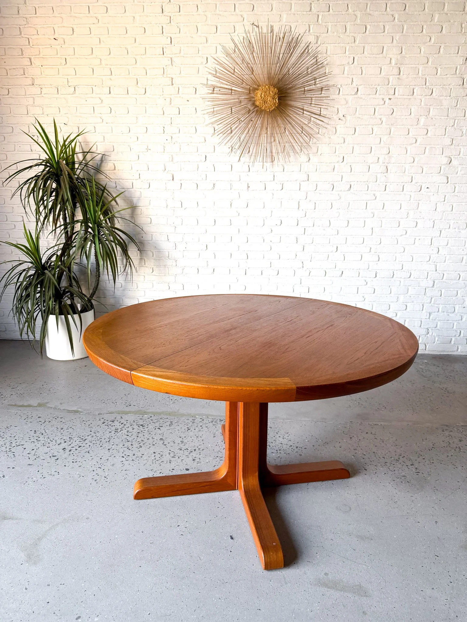Danish Modern Circular Teak Dining Table with two large leaves3.jpg