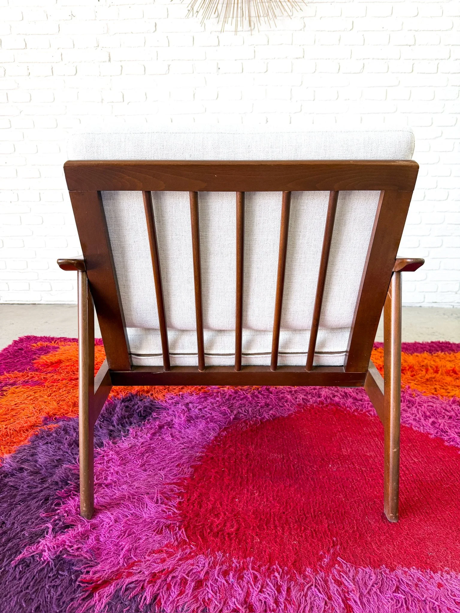 Mid Century Lounge Chair 26.jpg