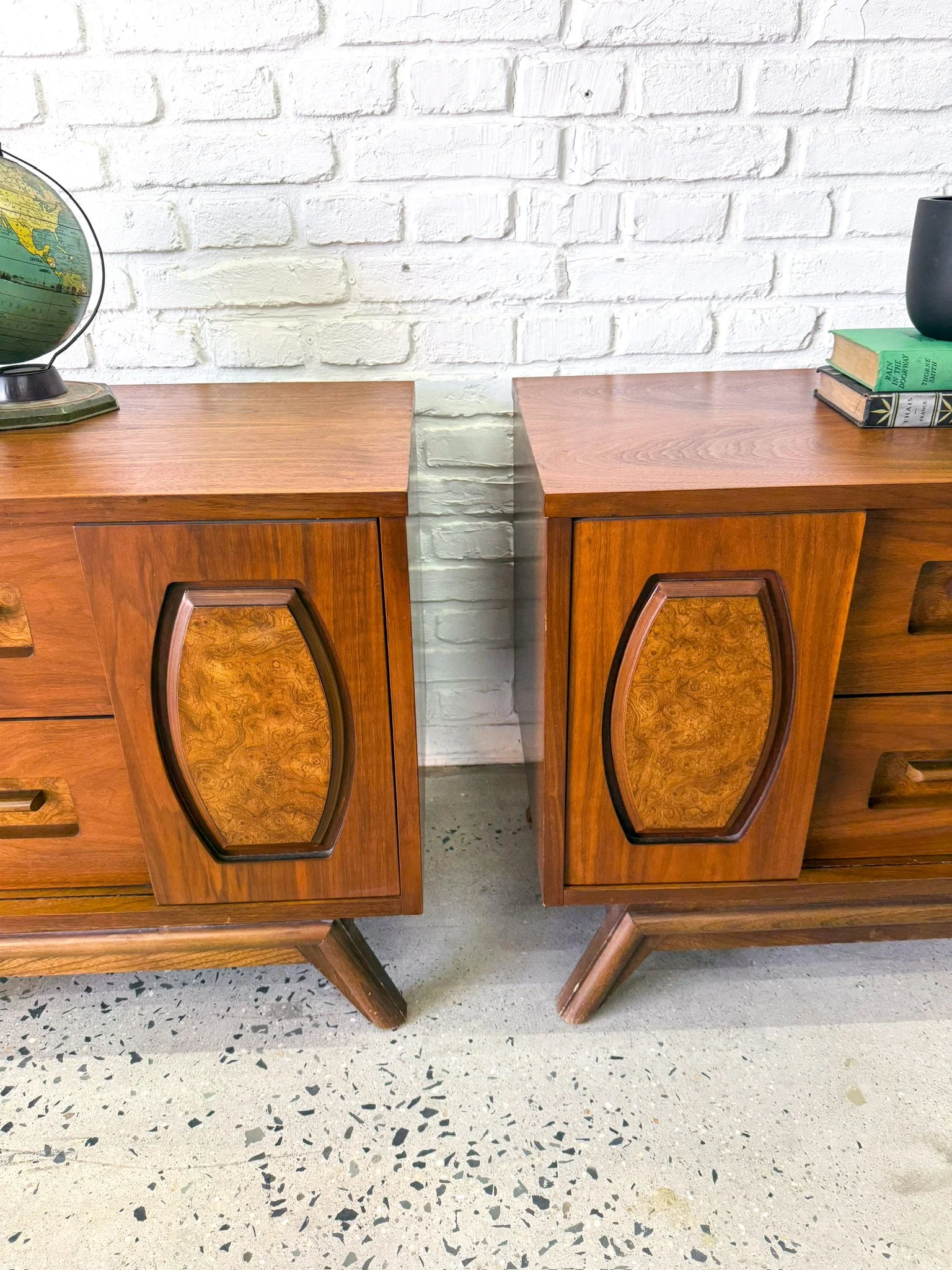 Young MFG Nightstands4.JPG