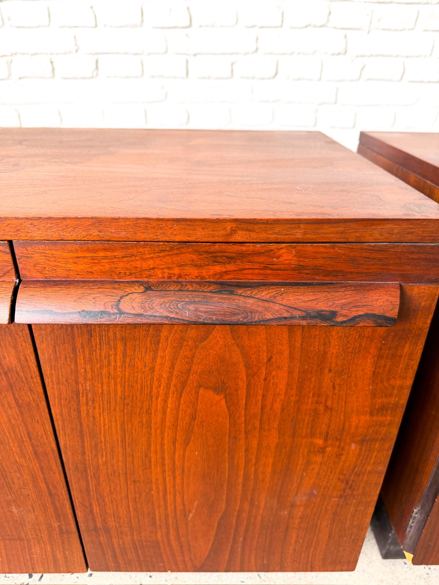 Walnut and Rosewood Nightstands Pair8.jpg