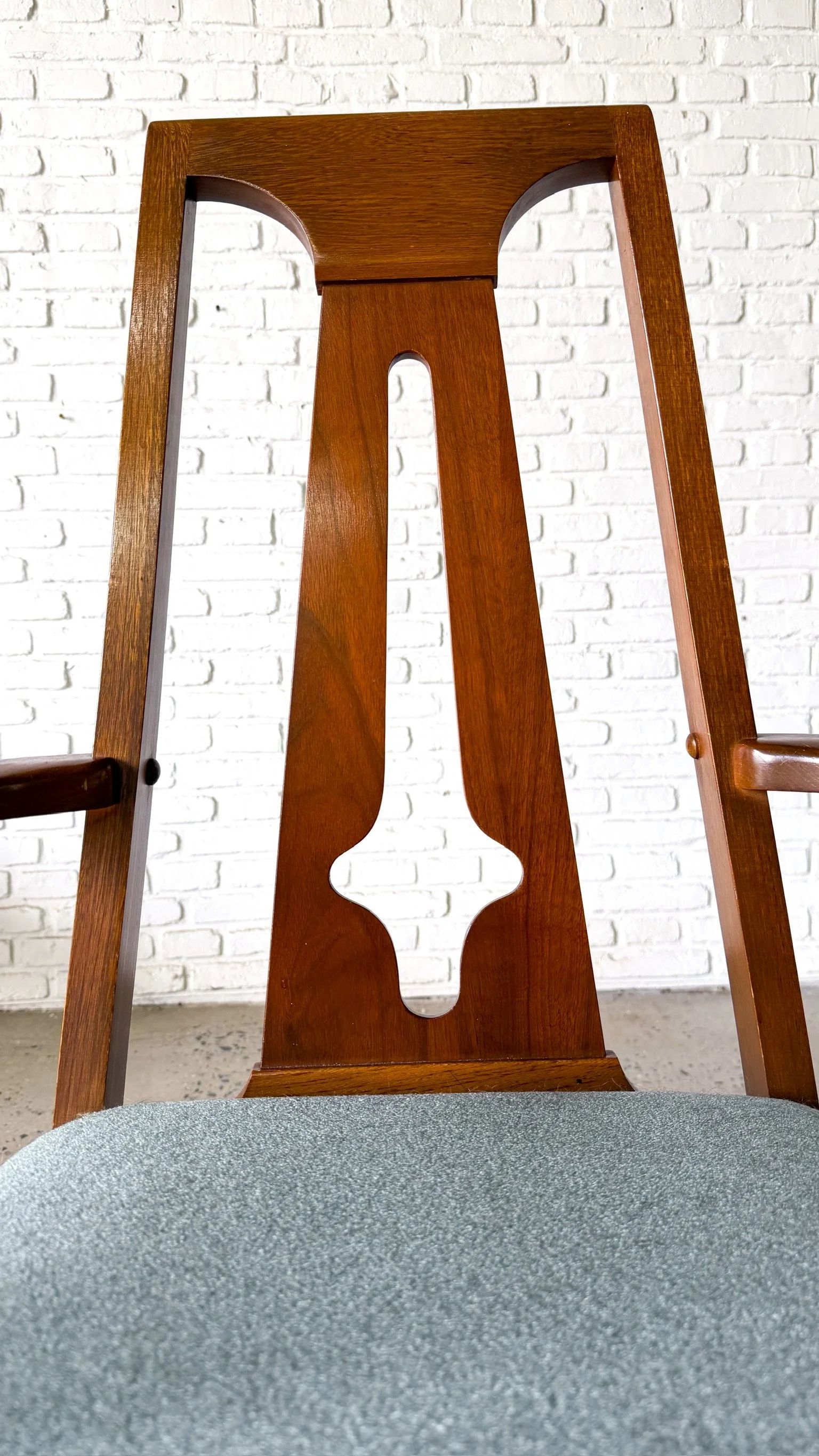 Young Manufacturing High Back Dining Chairs circa 1960s14.jpg