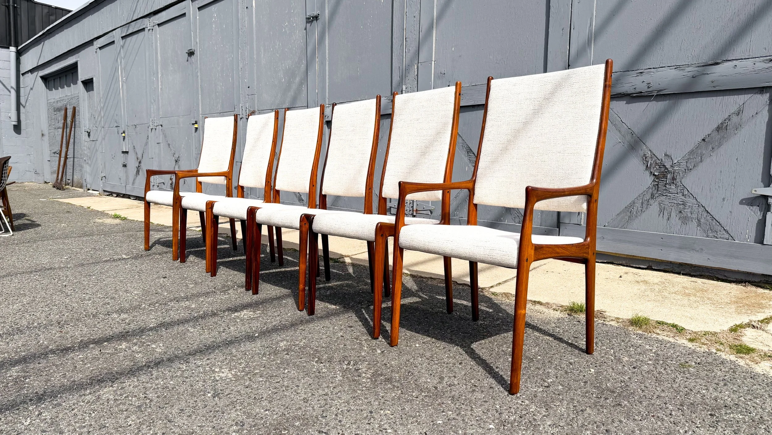 Danish Modern Rosewood Dining Chairs26.jpg