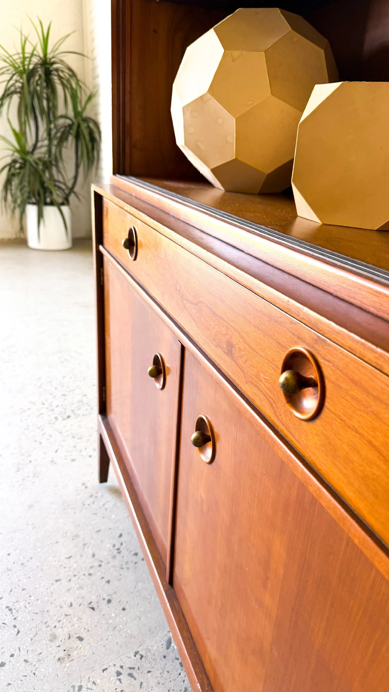Drexel Counterpoint by John Van Koert Walnut Hutch8.jpg