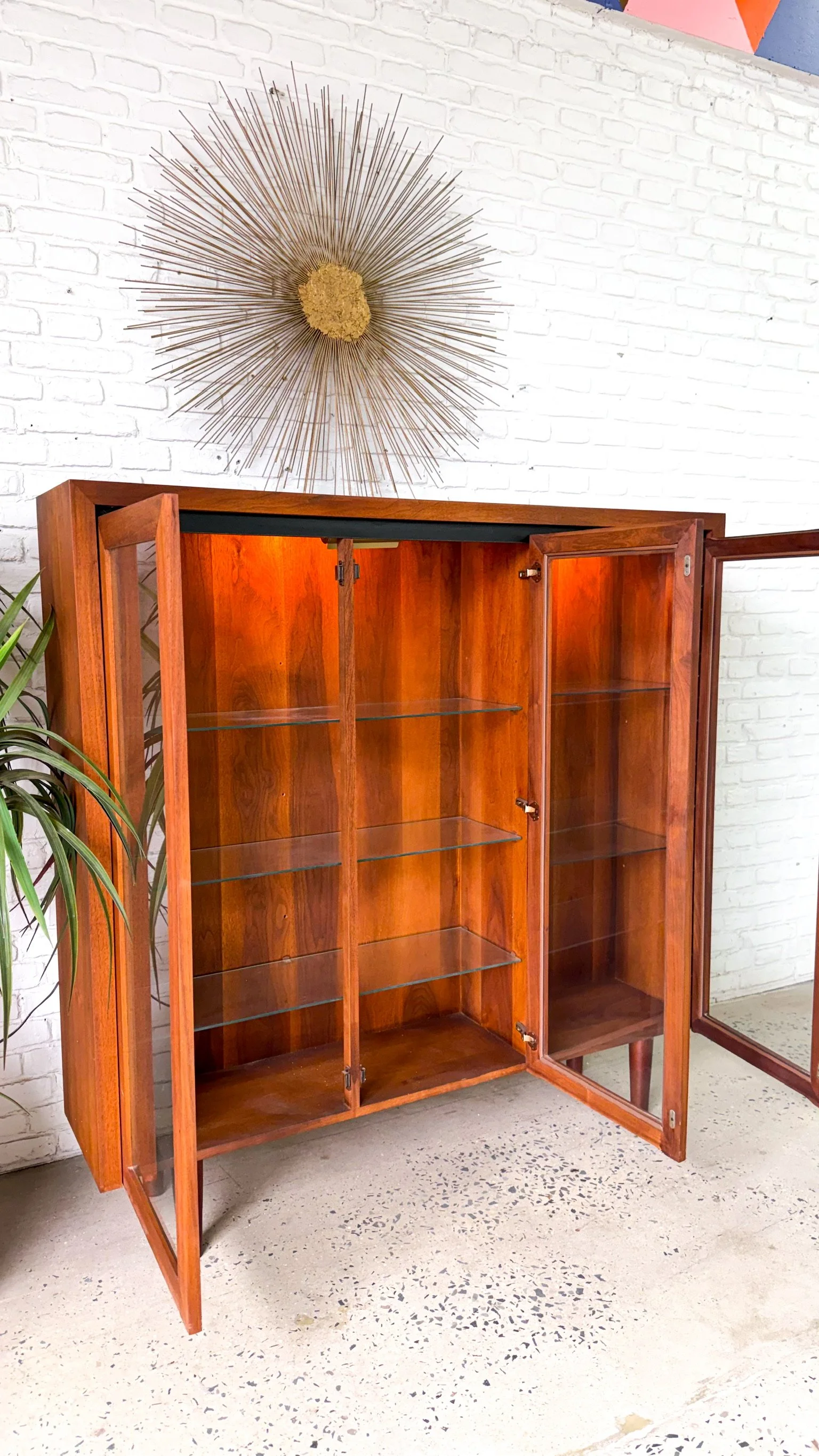 Arthur Umanoff for Dillingham Walnut Curio Cabinet7.jpg