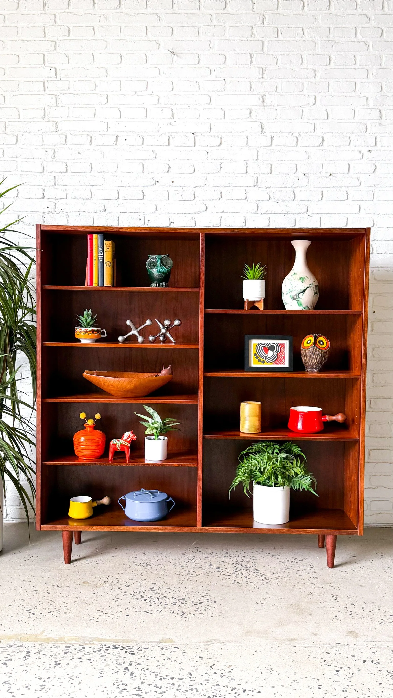 Rosewood Danish Bookshelf2.jpg