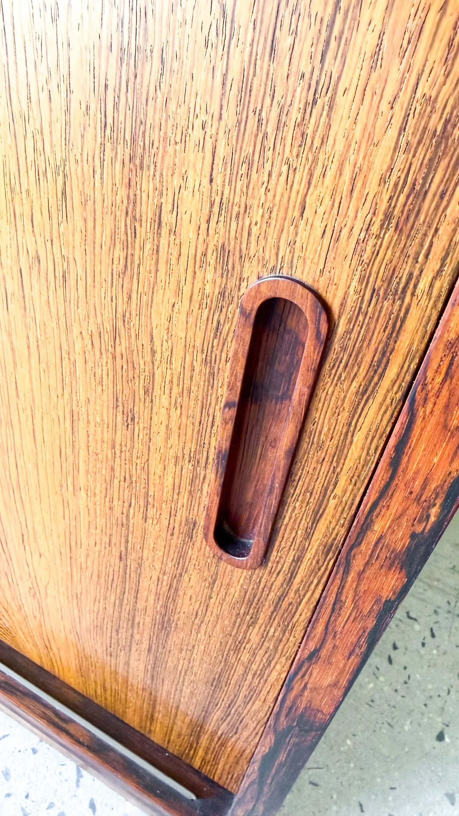 Poul hundevad danish rosewood credenza8.jpg
