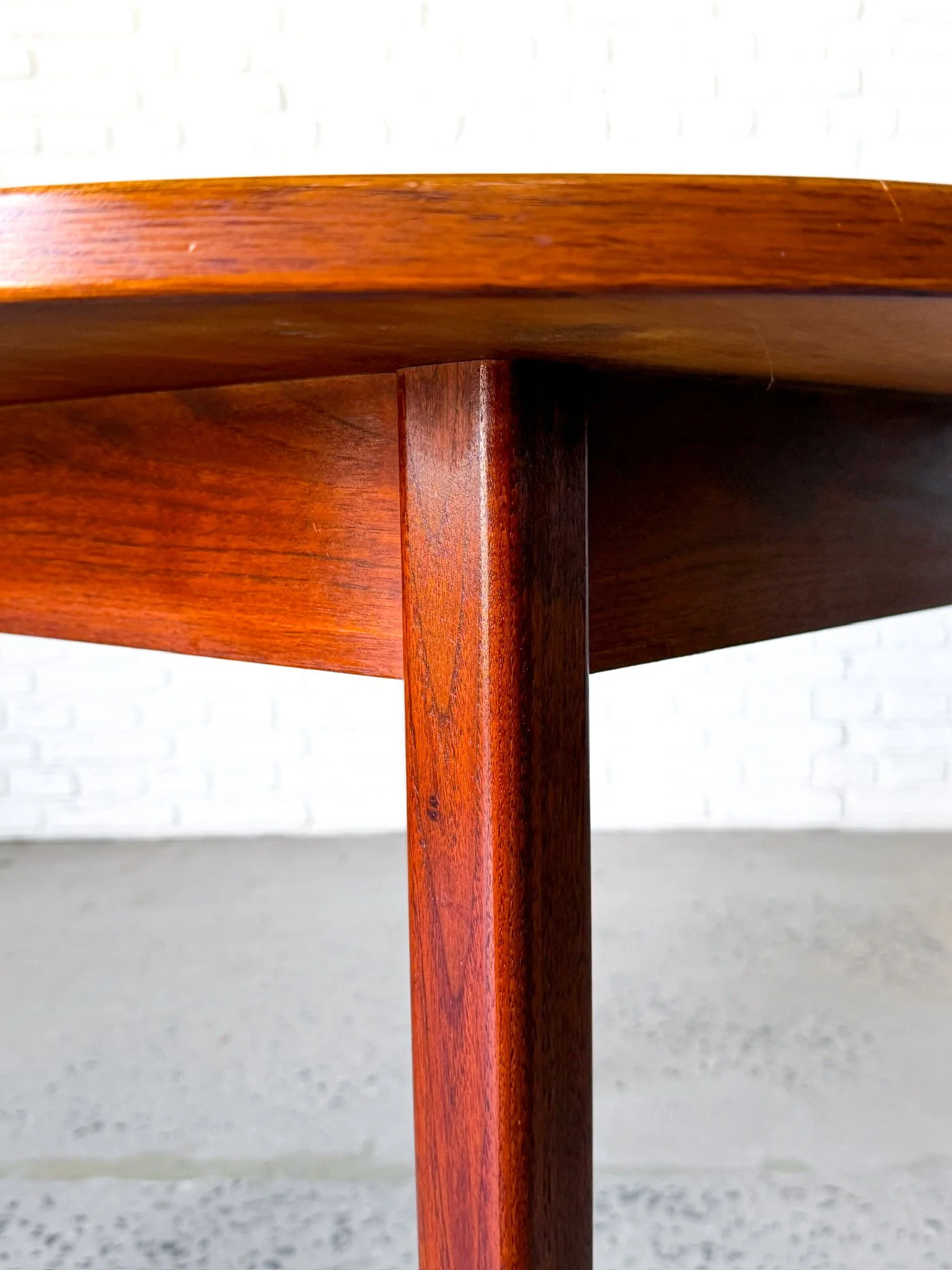Founders Oiled Walnut Dining Table With Two Leaves8.jpg