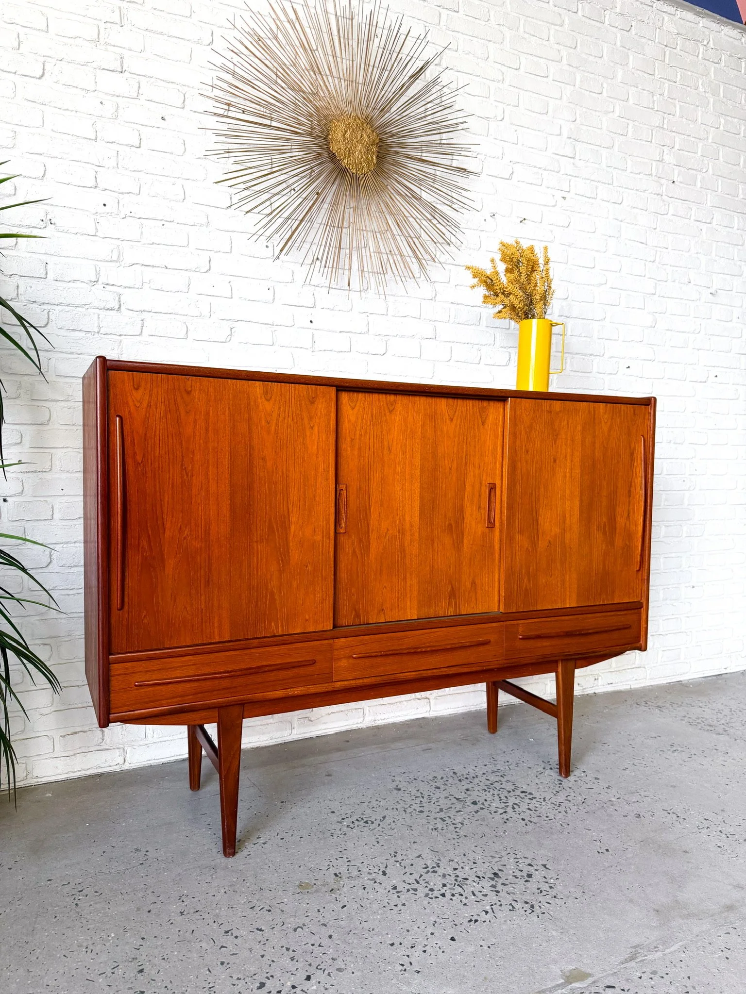 Danish Teak Sideboard13.jpg