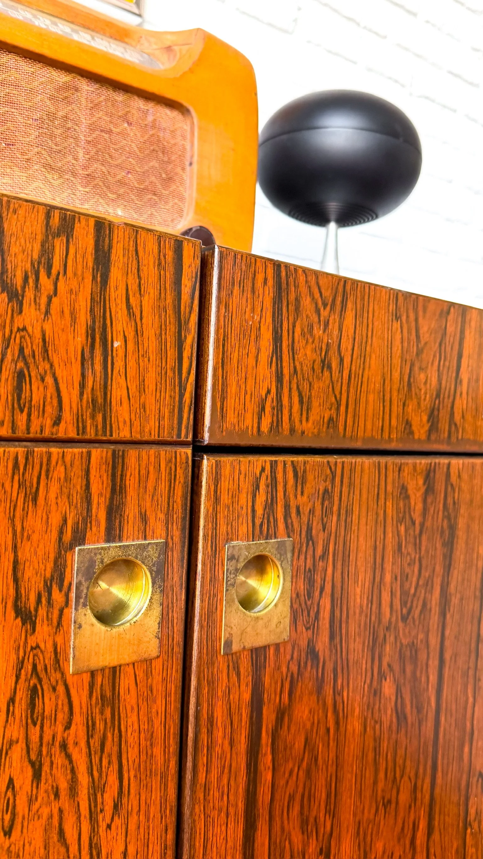 AEJM Mobler Danish Modern Rosewood Credenza5.jpg