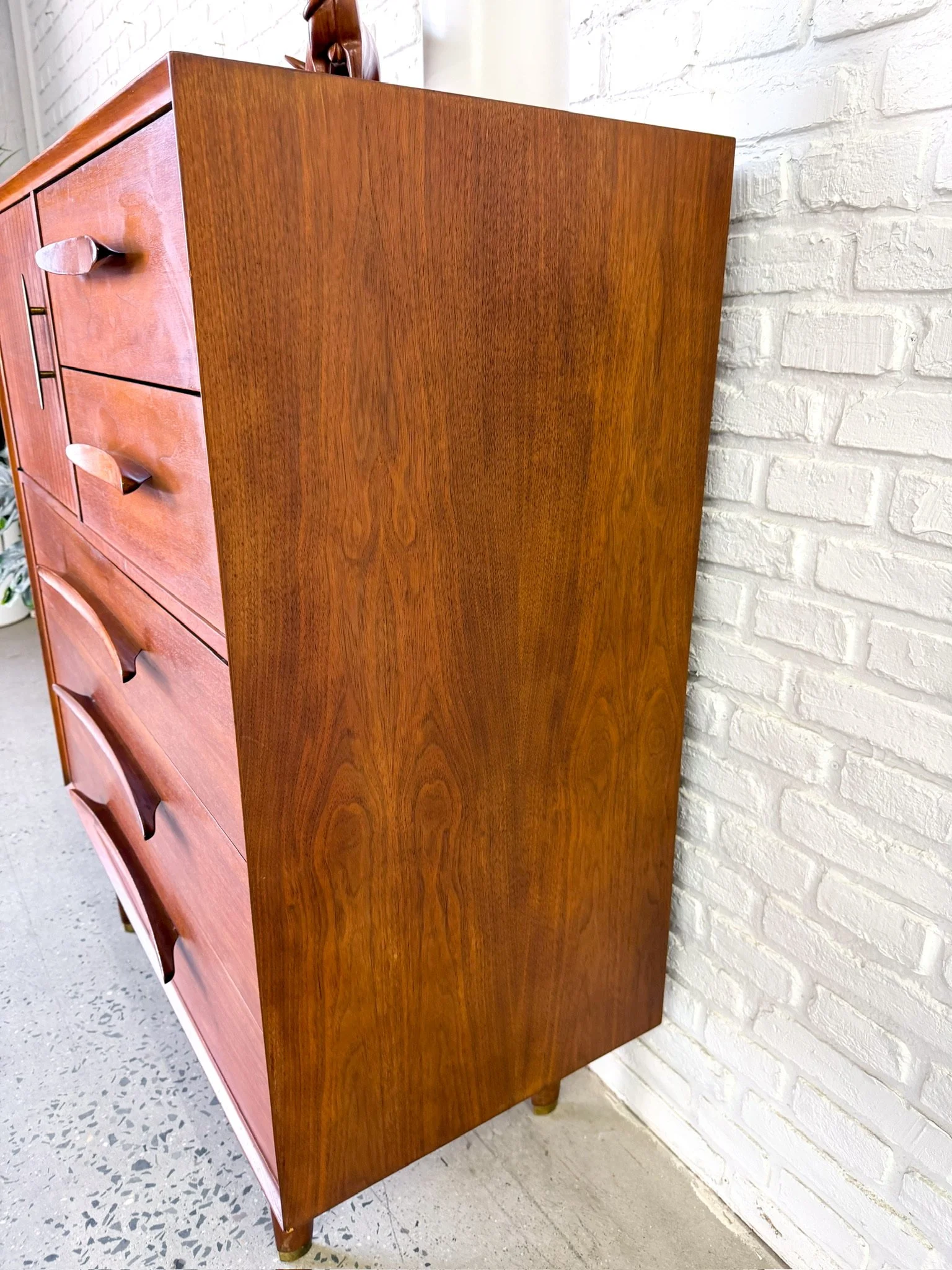1960s Mid Century Modern Walnut Highboy Dresser12.jpg