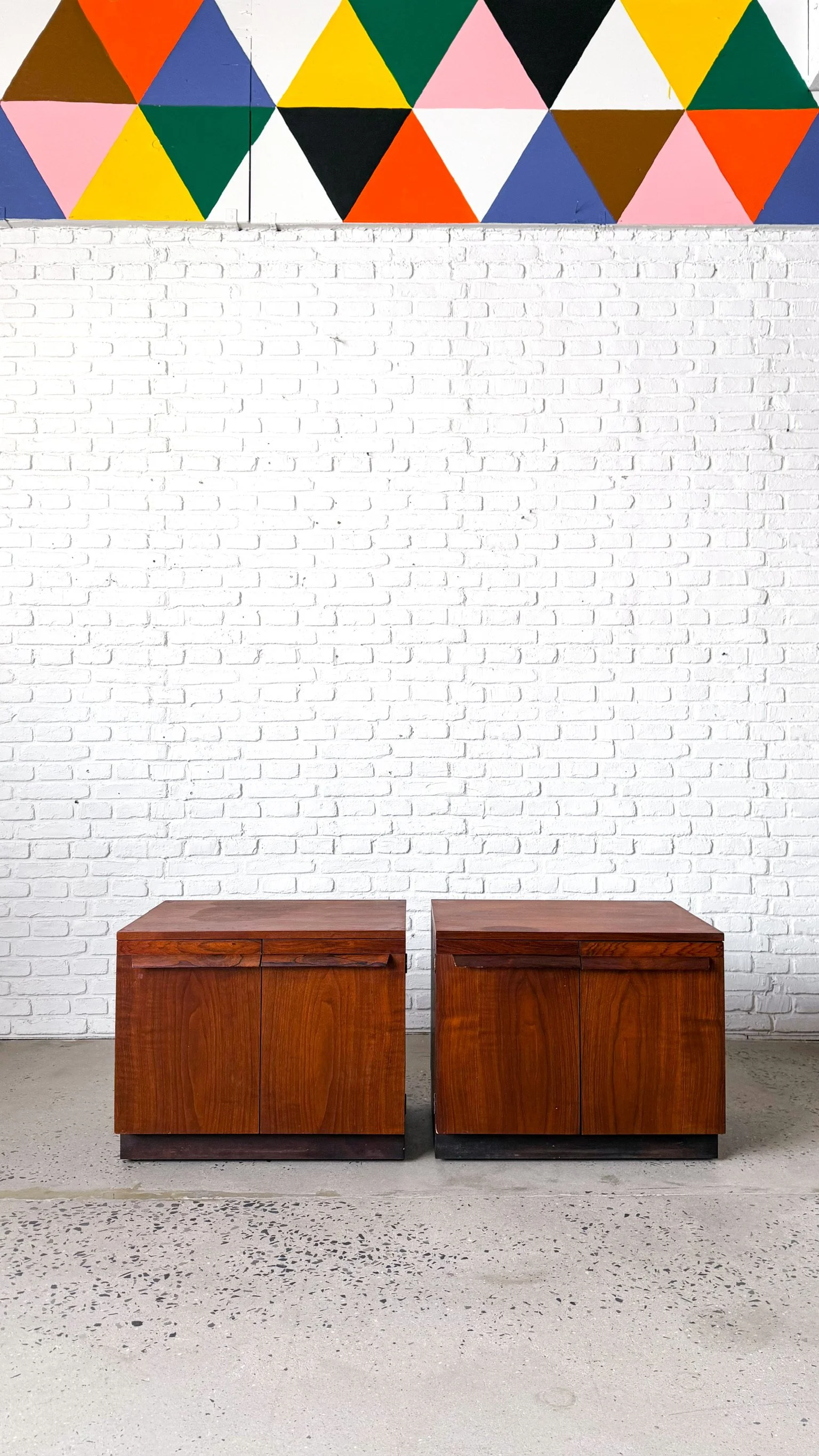 Walnut and Rosewood Nightstands Pair12.jpg