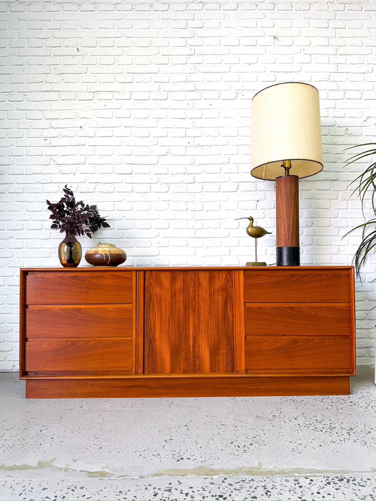 Danish Modern Lowboy Dresser by Art Furn15.JPG
