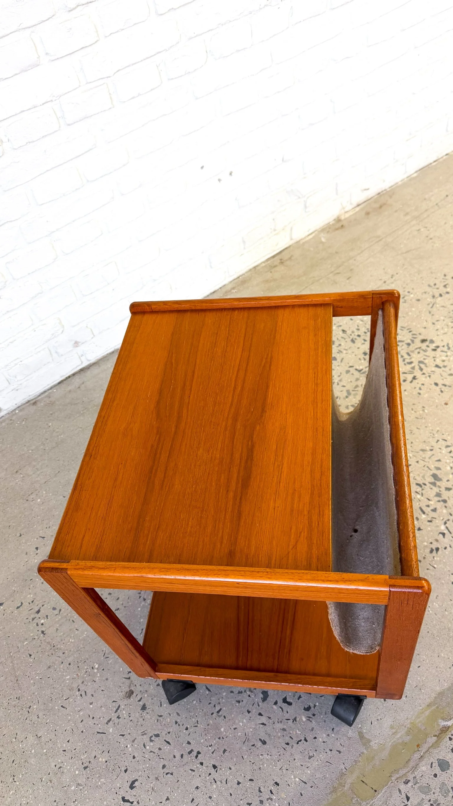 Rolling Danish Teak Side Table with Canvas Magazine Holder4.jpg