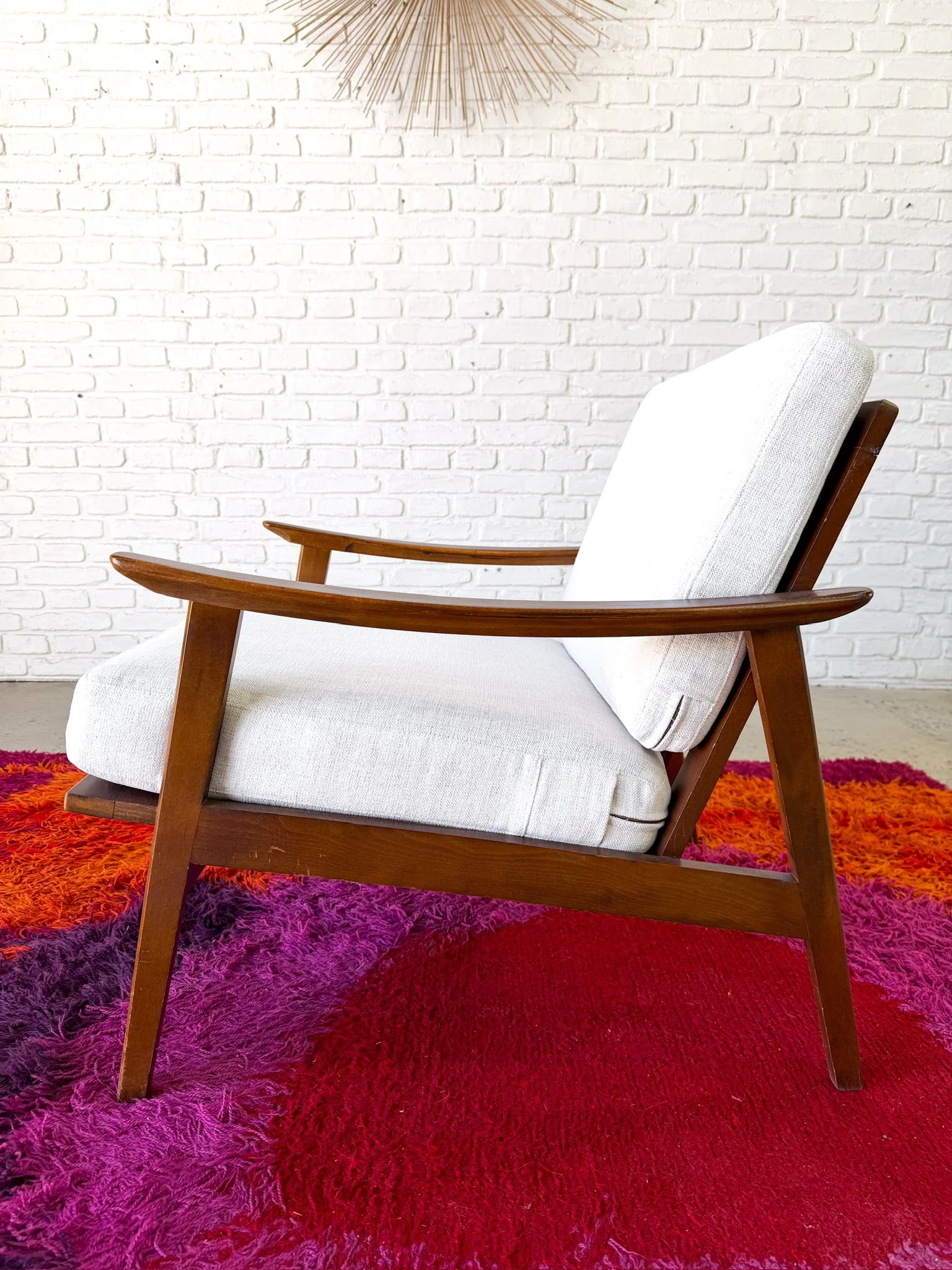 Mid Century Lounge Chair 24.jpg