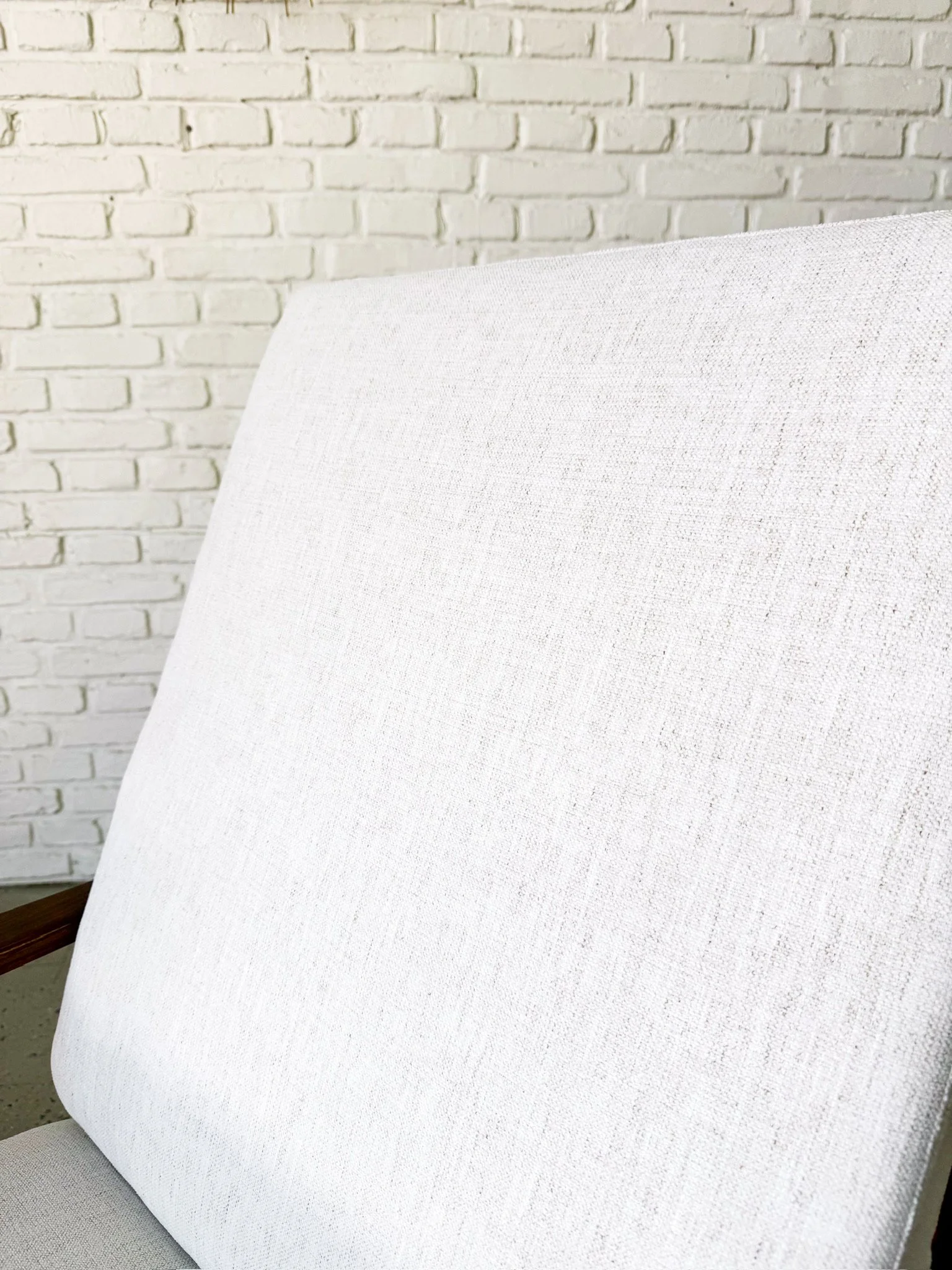 Mid Century Lounge Chair 13.jpg