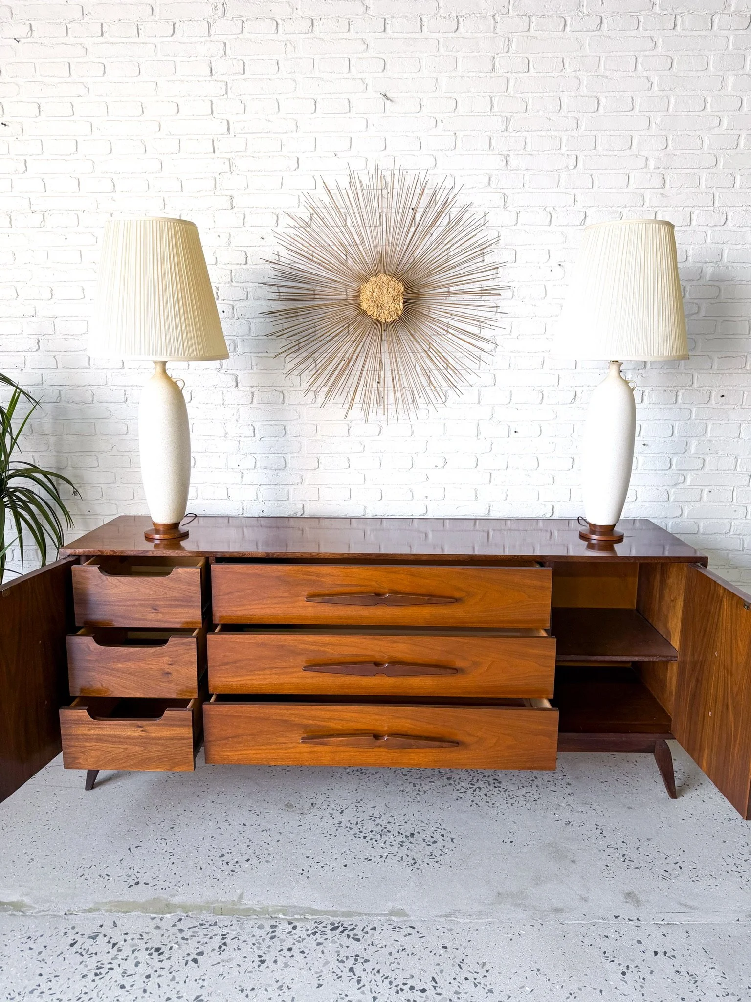 4 piece Walnut Bedroom Set Circa 1960s12.jpg