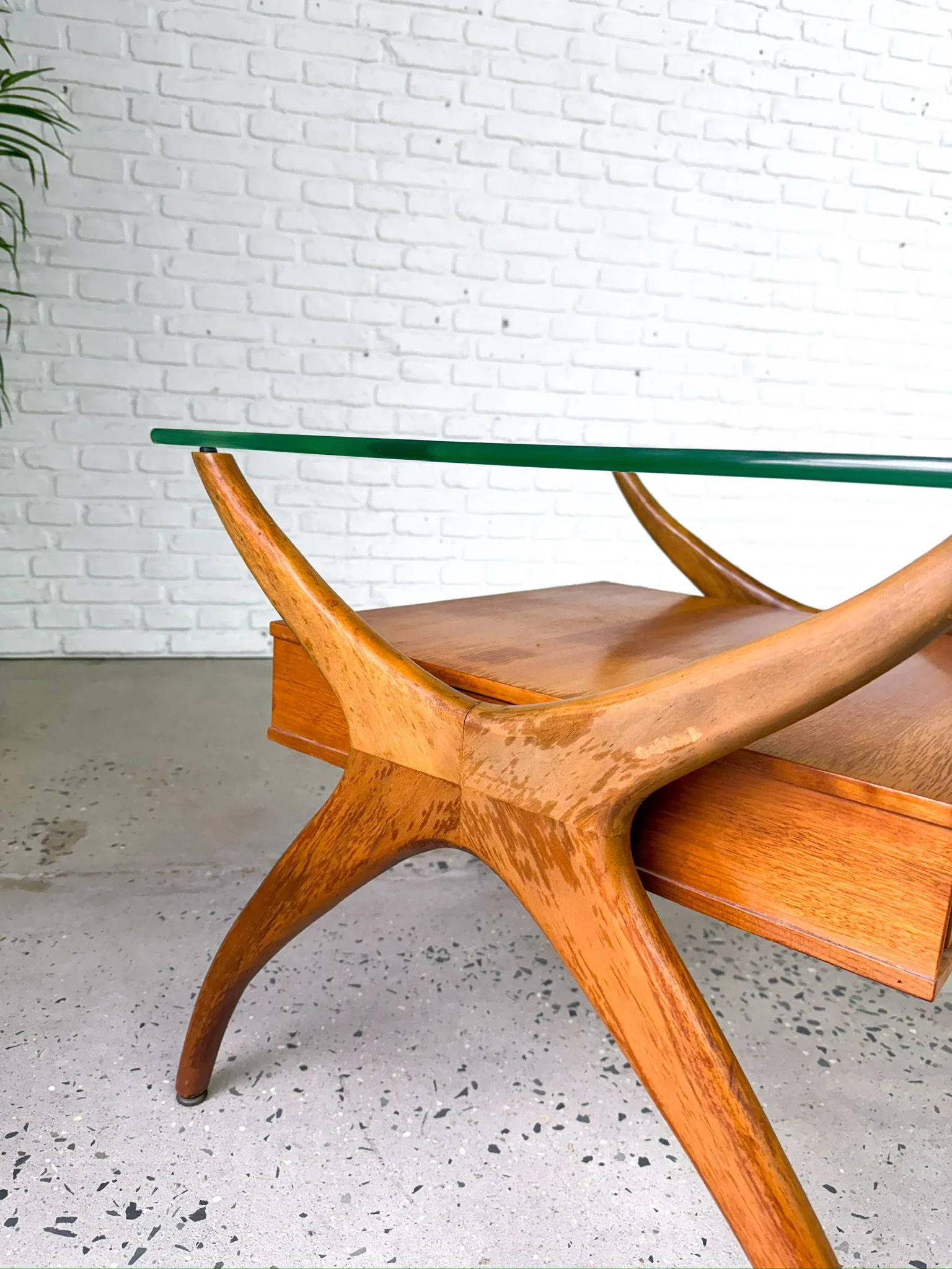 Glass Side Table 14.jpg