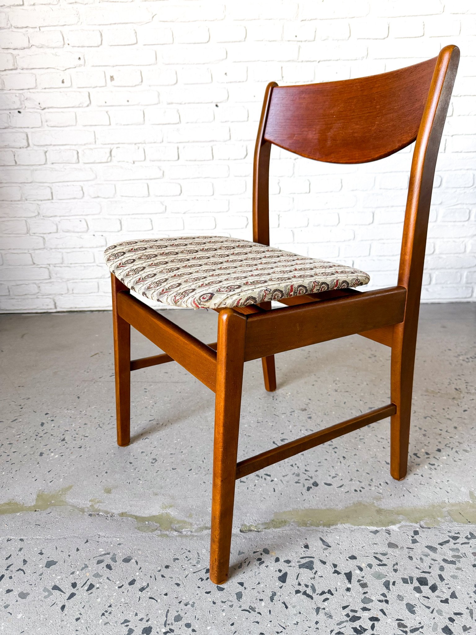 Danish Modern Teak Dining Chairs11.jpg