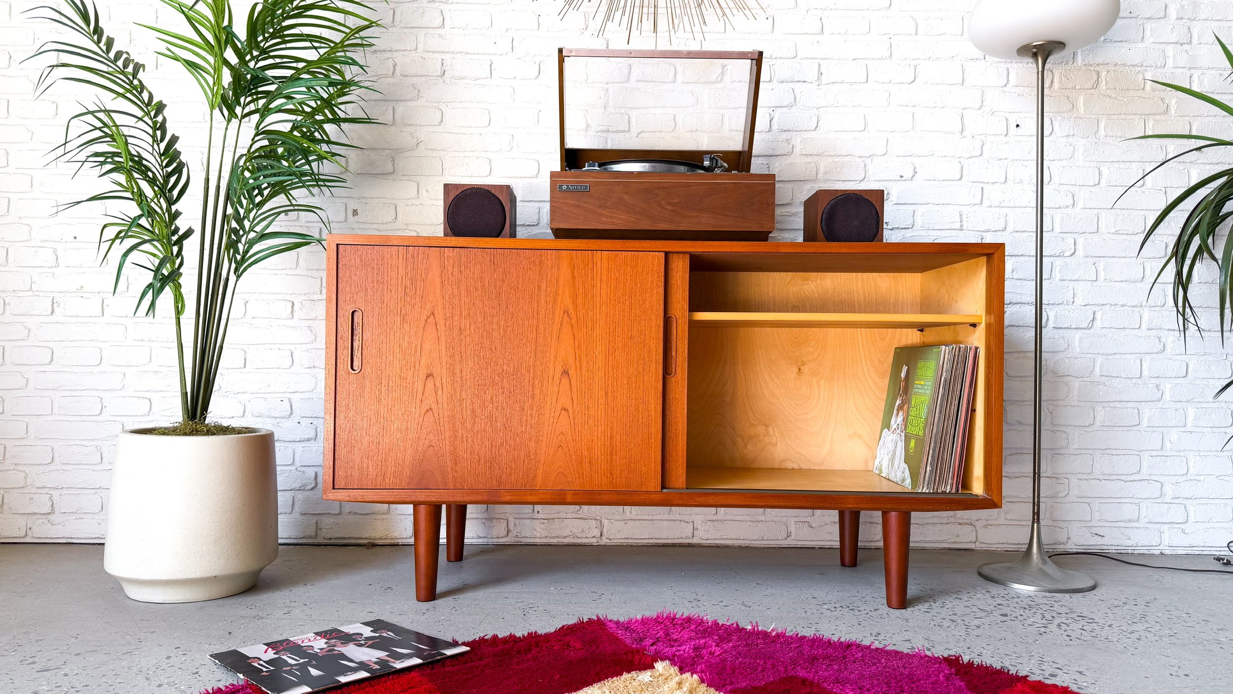 1960s Teak Credenza made in Denmark by Designer, Poul Hundevad11.jpg