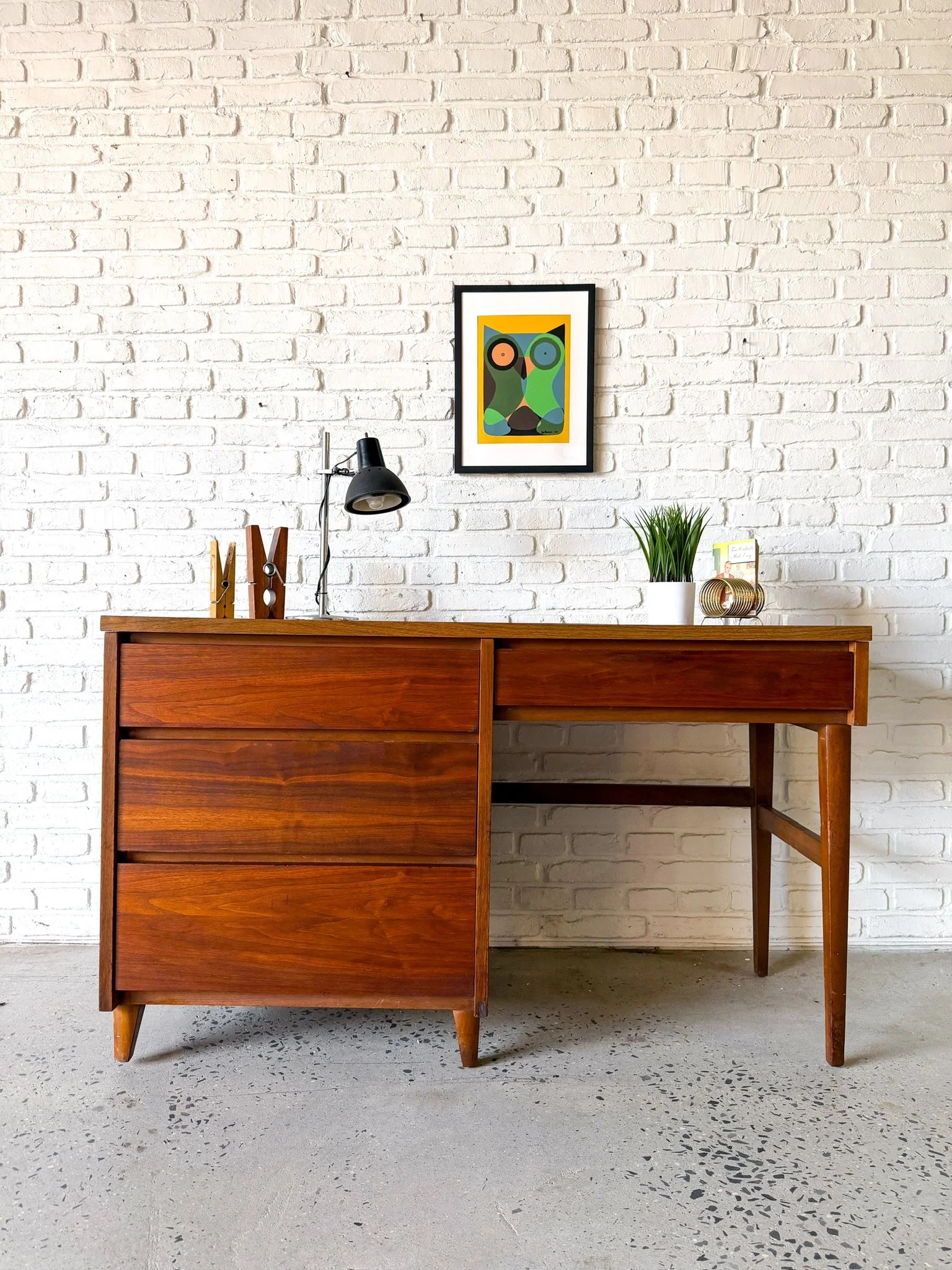 stanley walnut desk with laminate top1.jpg