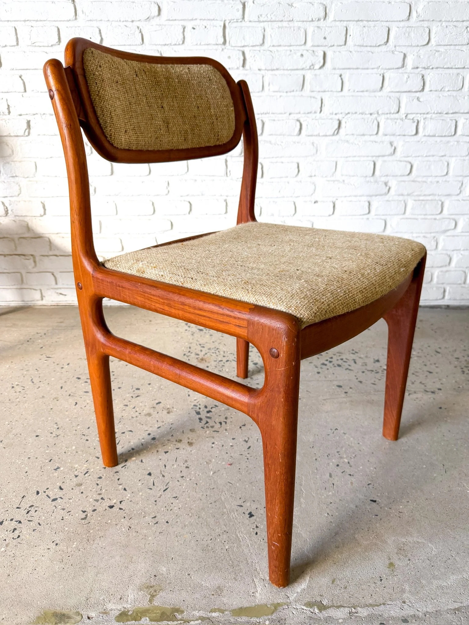 Set of 4 Solid Teak Dining Chairs by Dixie23.jpg