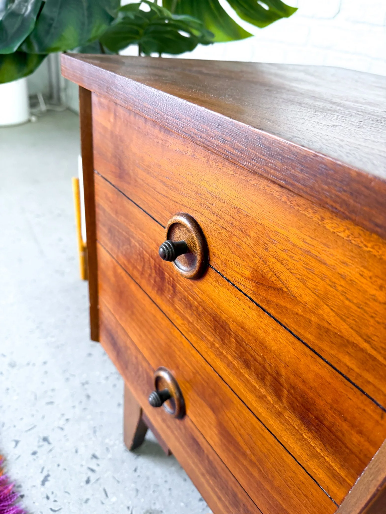 Lane Cedar Hope Chest5.jpg