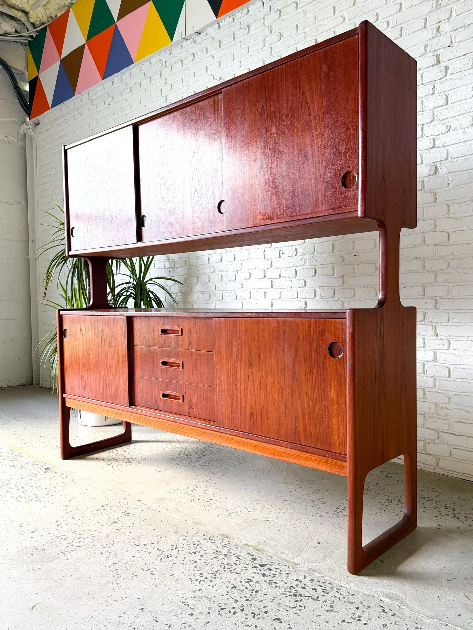 teak single piece hutch or room divider4.jpg