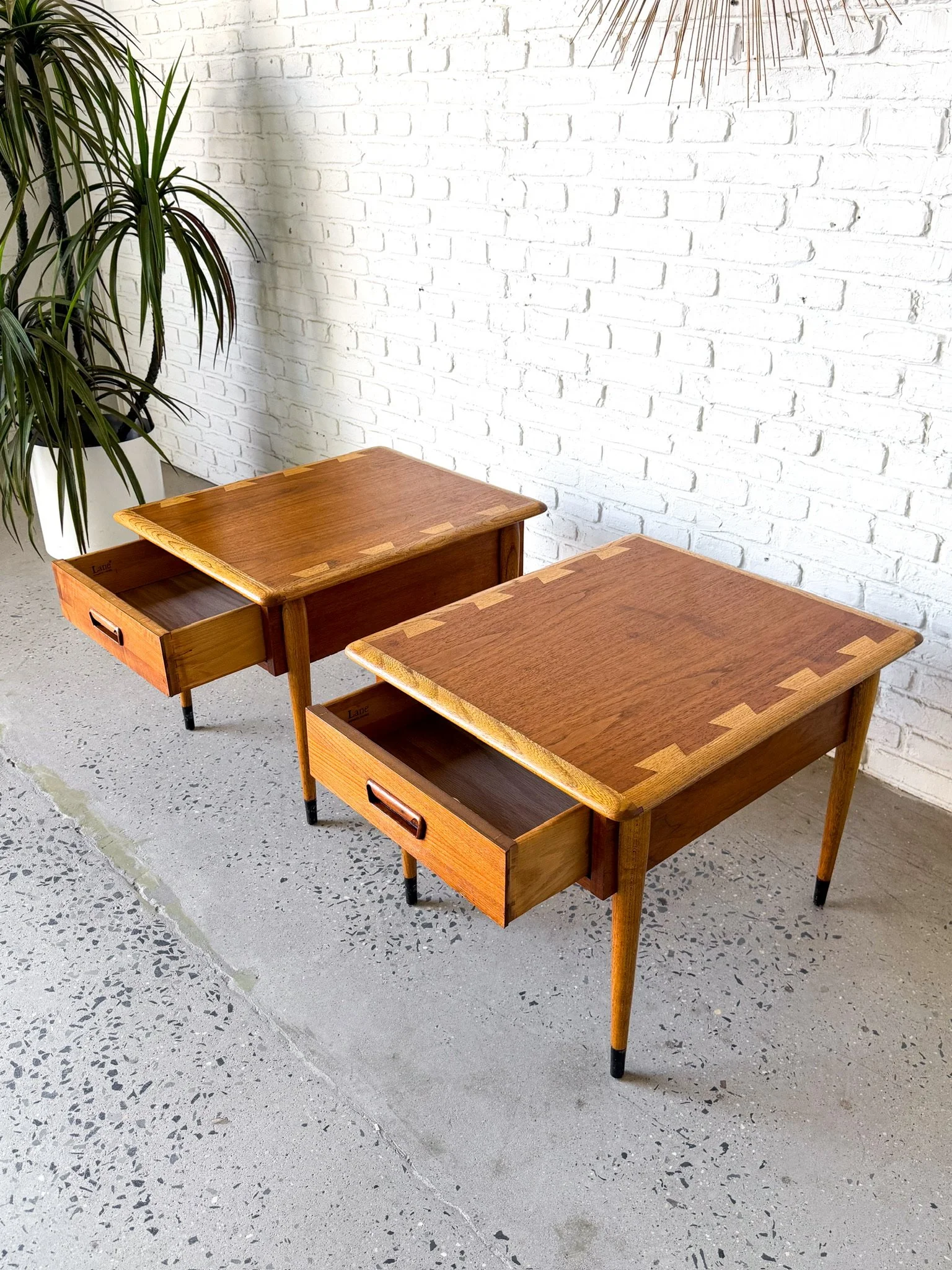 Lane Acclaim Side Tables Pair10.jpg