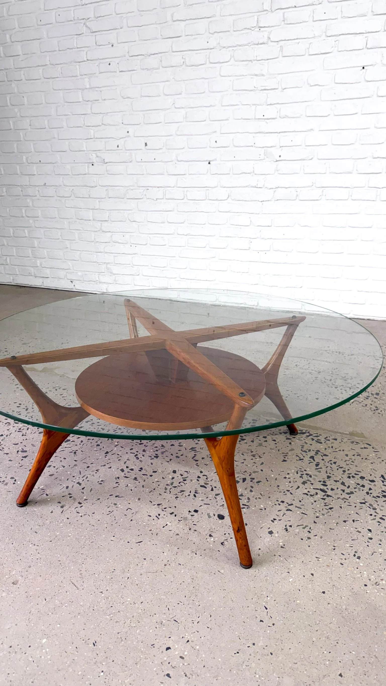 Scupted wood and glass mid century round coffee table5.jpg