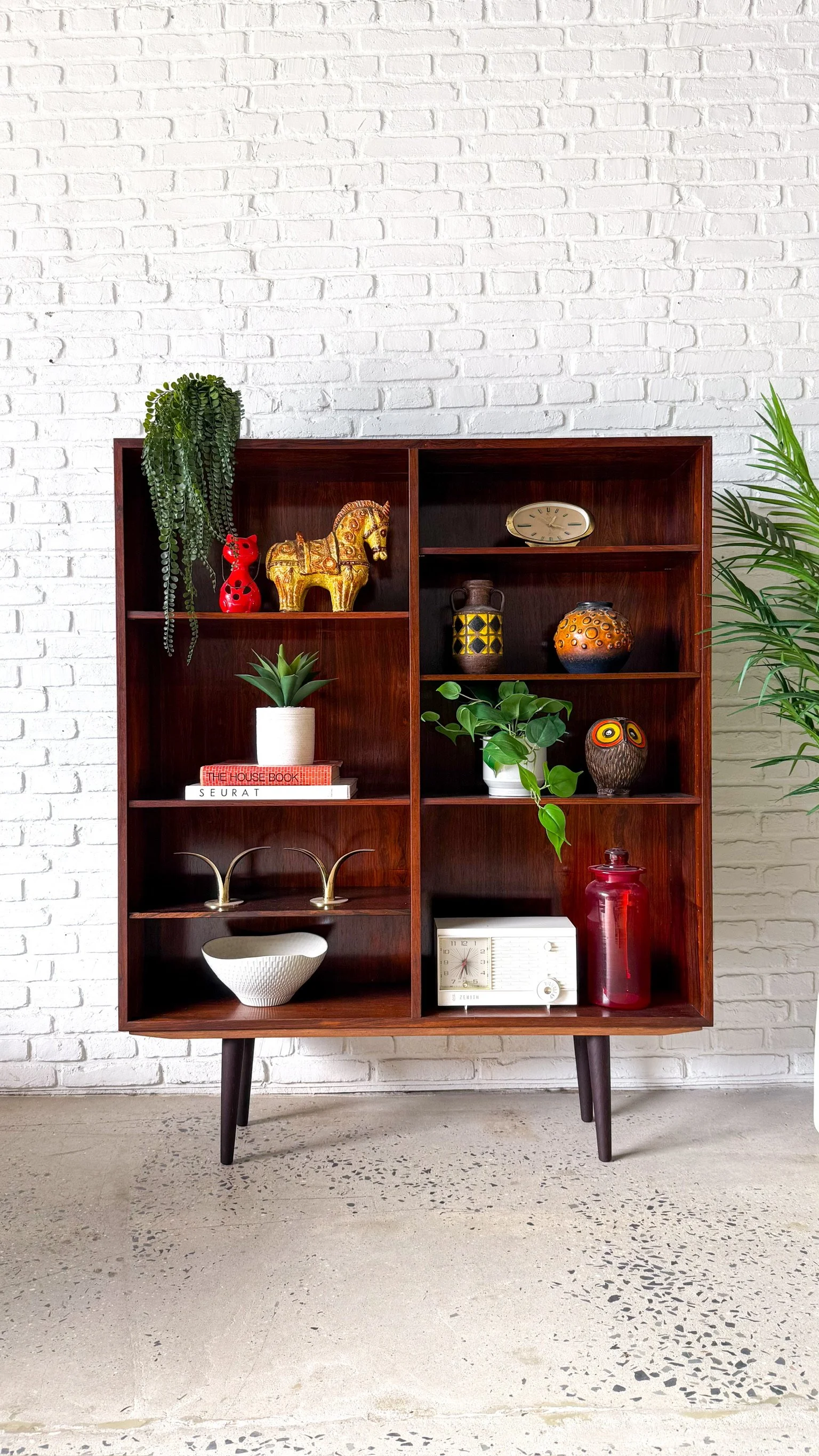 Danish Rosewood Bookshelf5.JPG