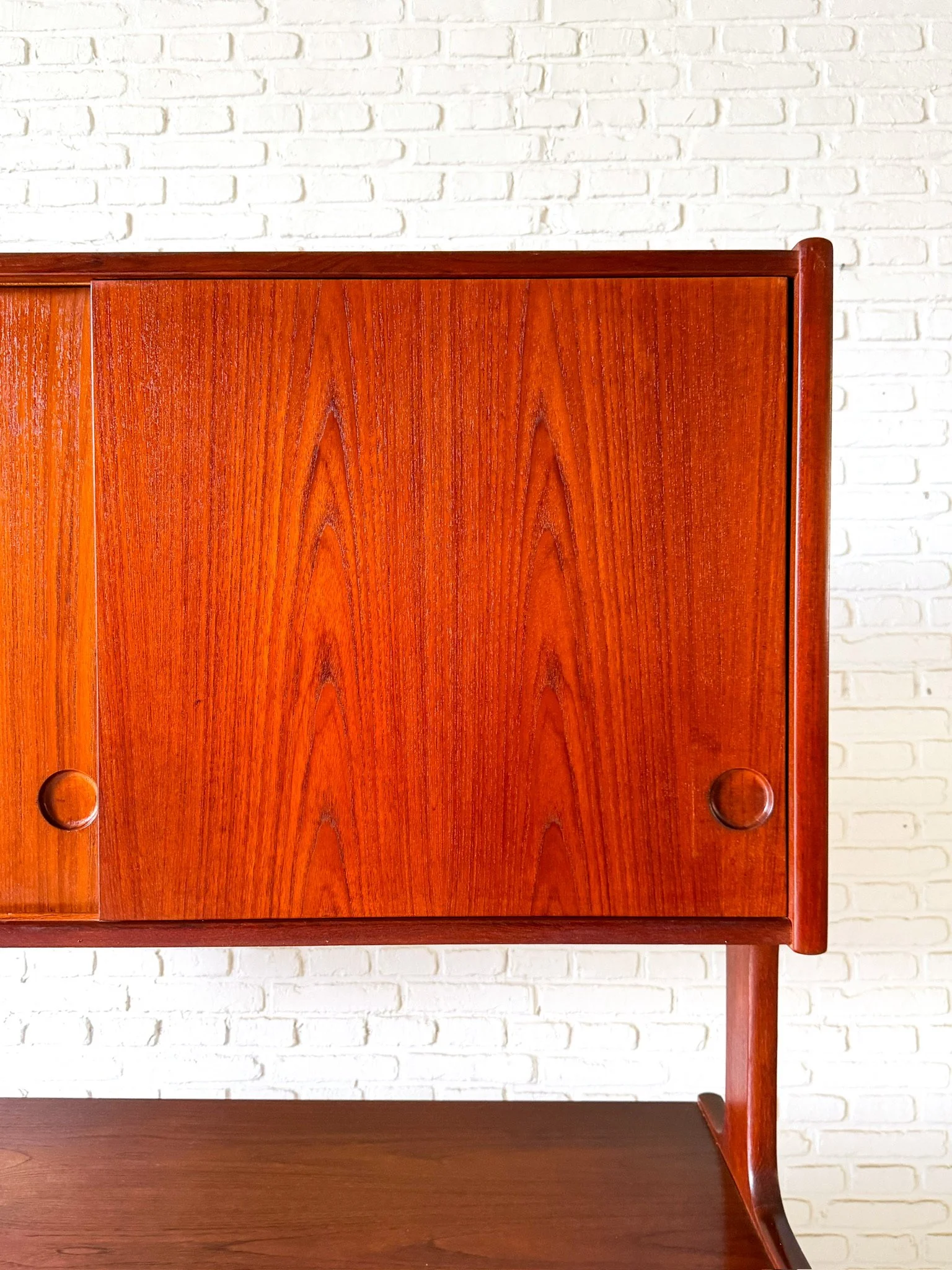 teak single piece hutch or room divider5.jpg