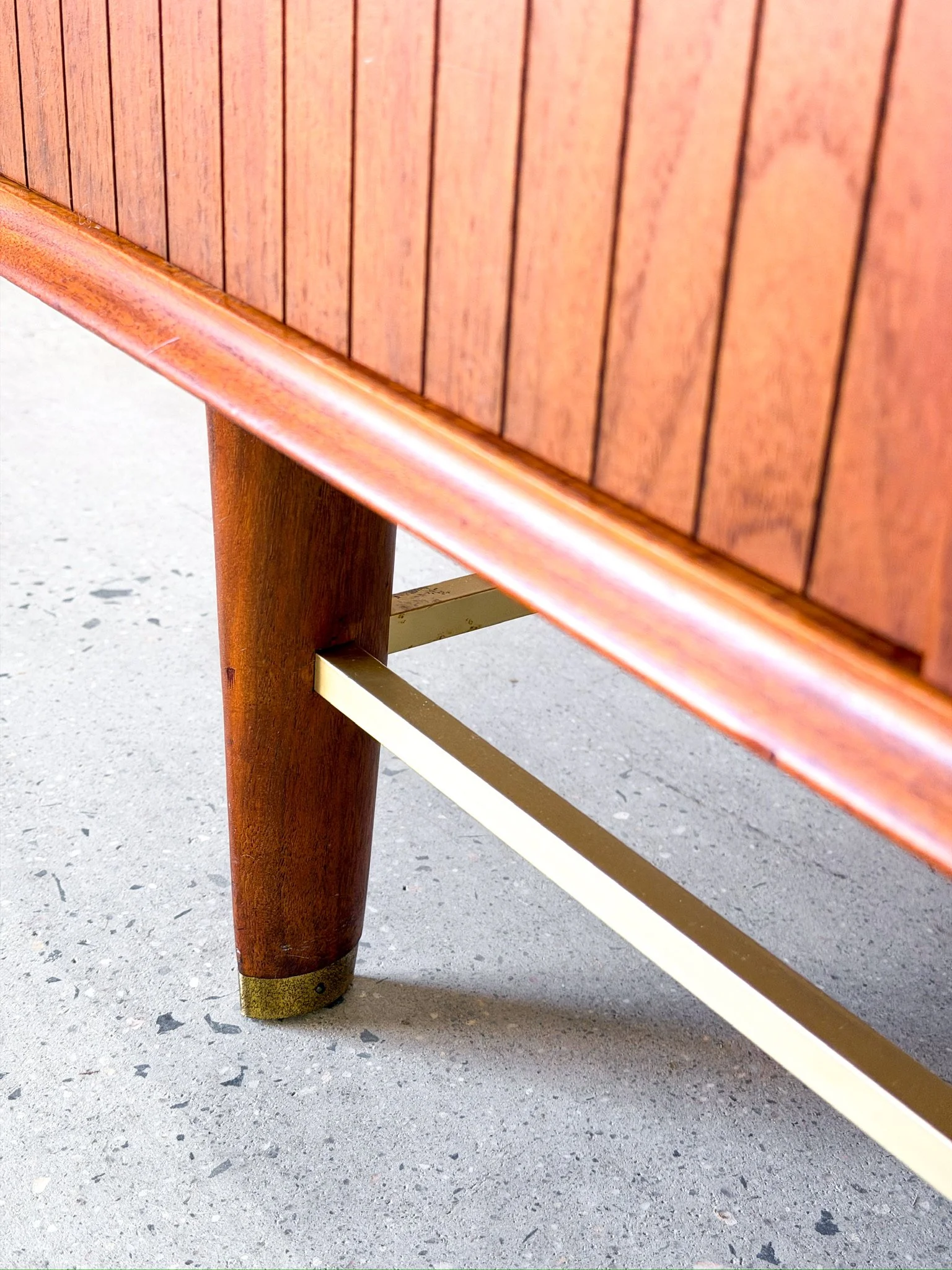 1960s Mid Century Modern Walnut Lowboy Dresser18.jpg