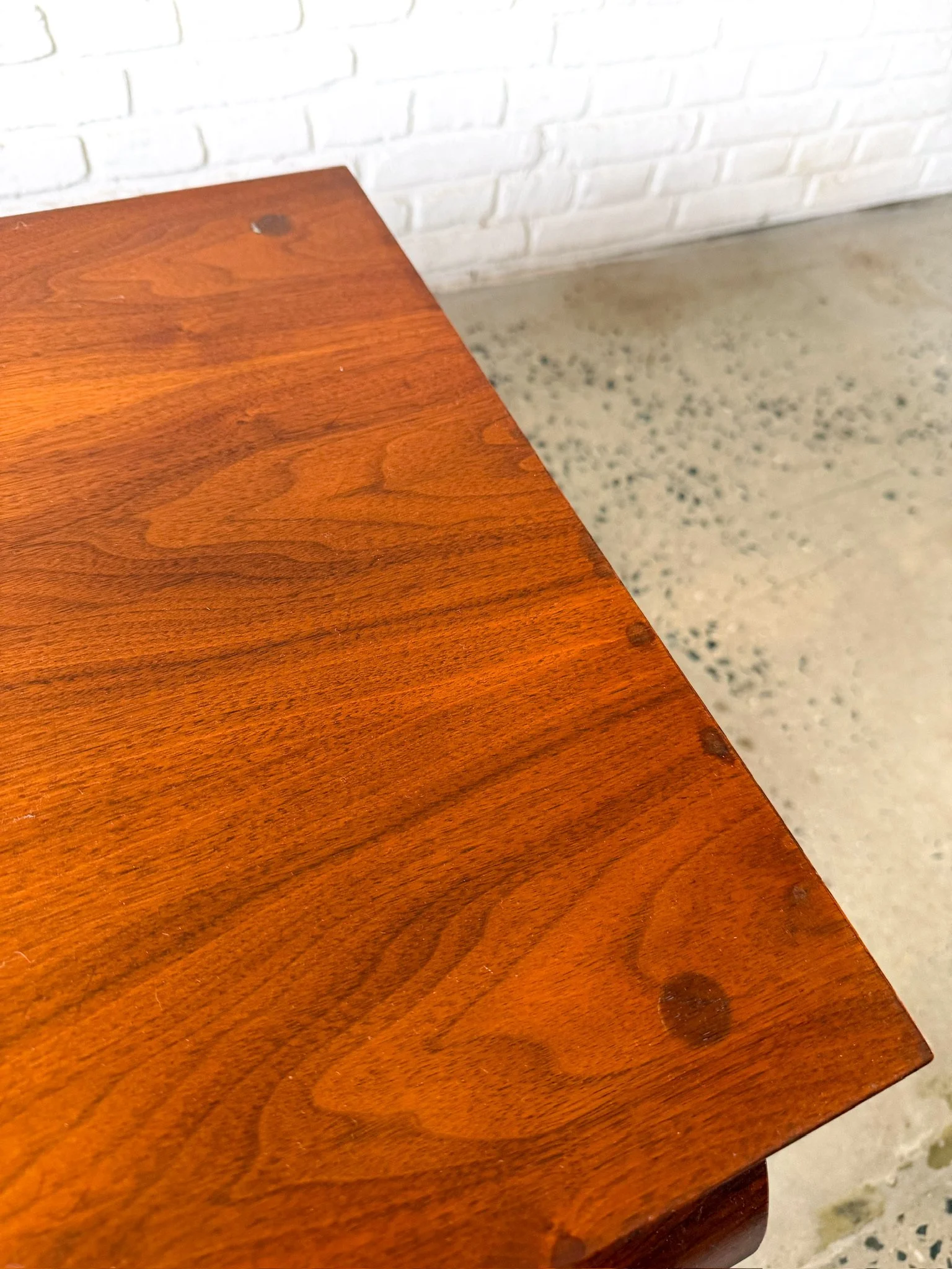 Walnut and Rosewood Nightstands Pair11.jpg