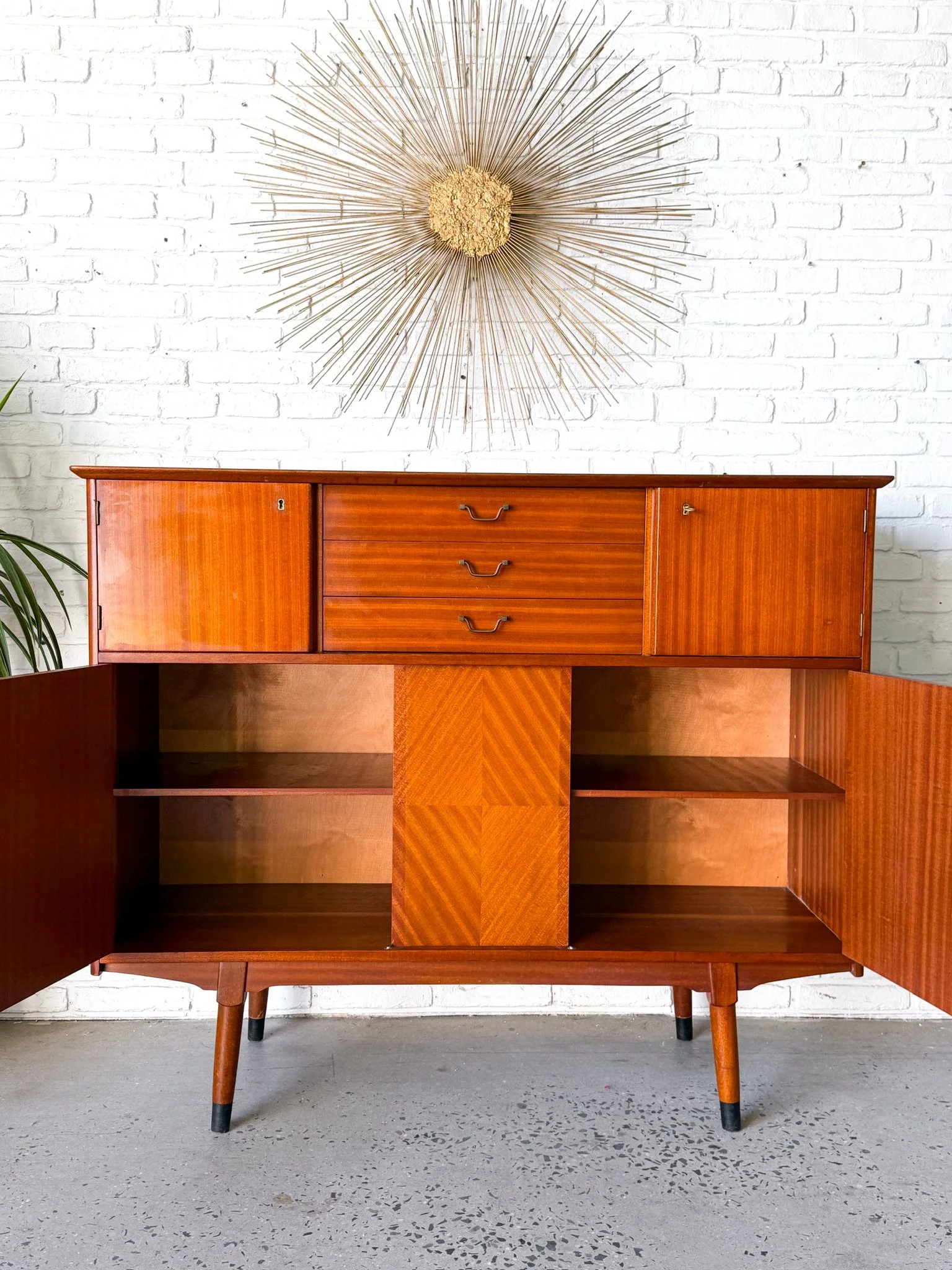 European Bar Cabinet Sideboard6.jpg