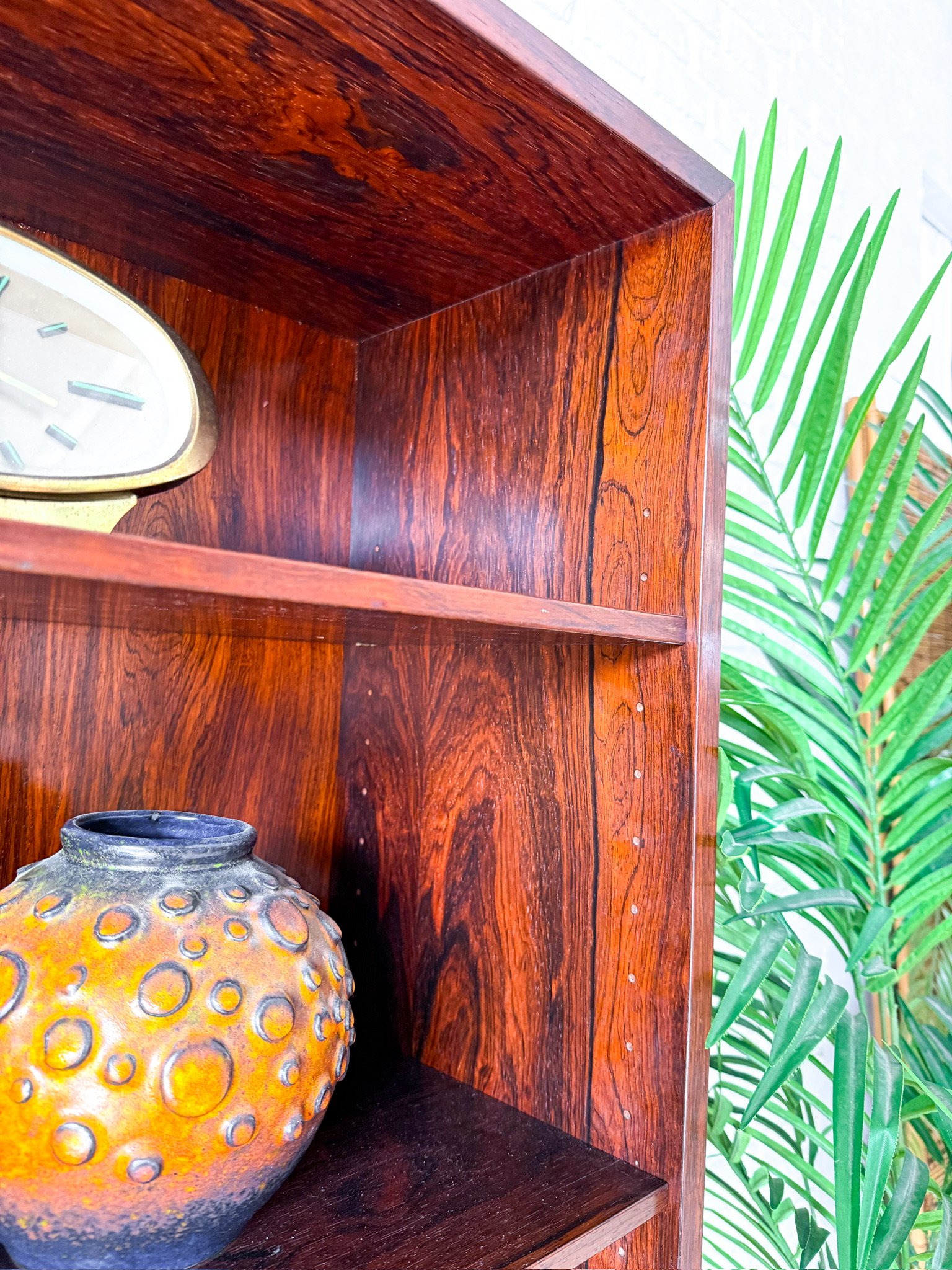 Danish Rosewood Bookshelf4.JPG