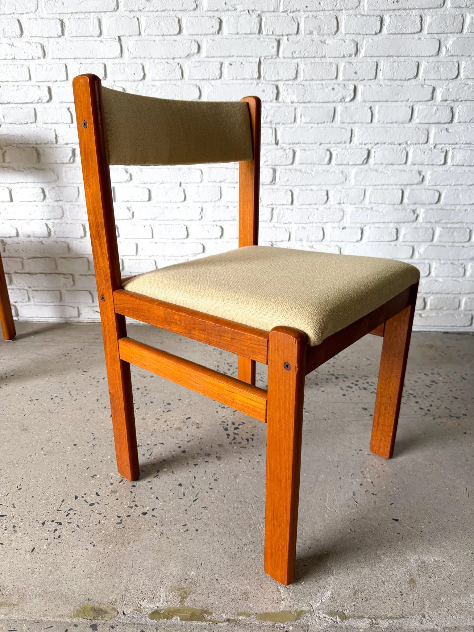 Set of 4 Danish Modern Teak Dining Chairs11.jpg