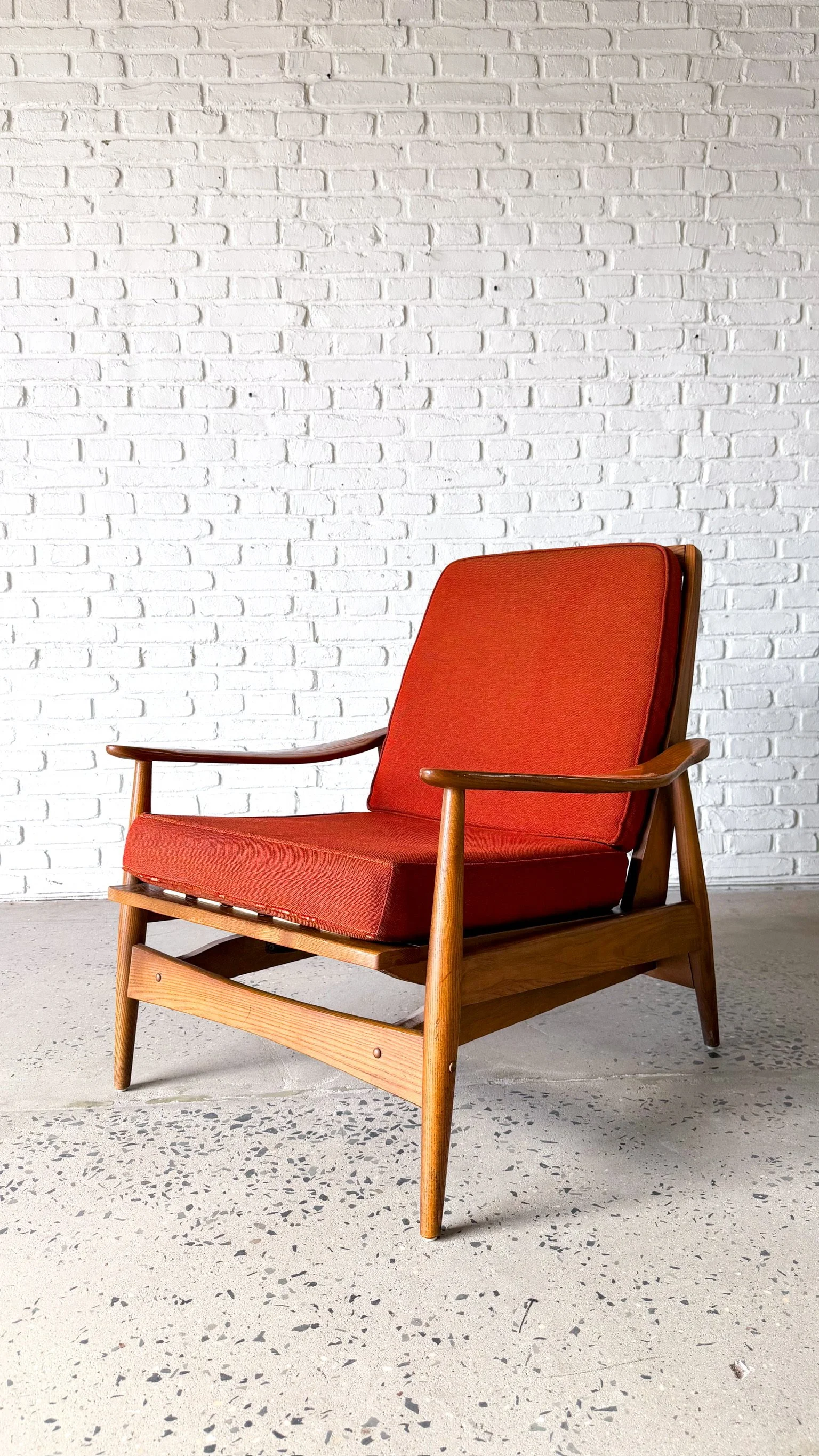 Mid Century Stationary Rocking Chair1.jpg