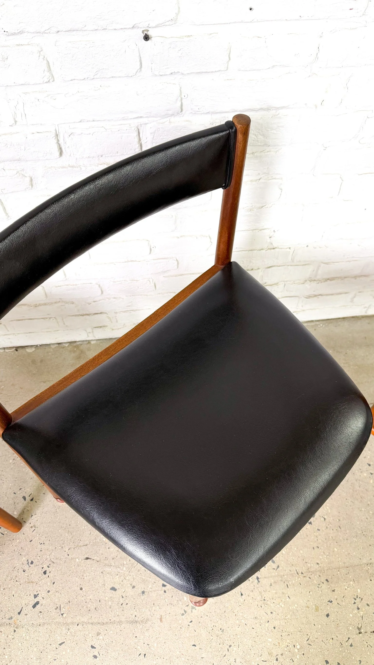 McIntosh Dining Chairs10.jpg