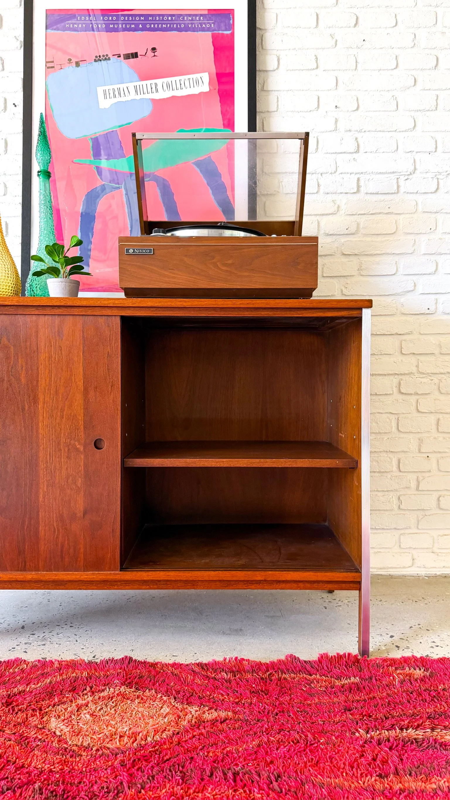 Paul McCobb Linear Group Walnut Credenzas11.jpg