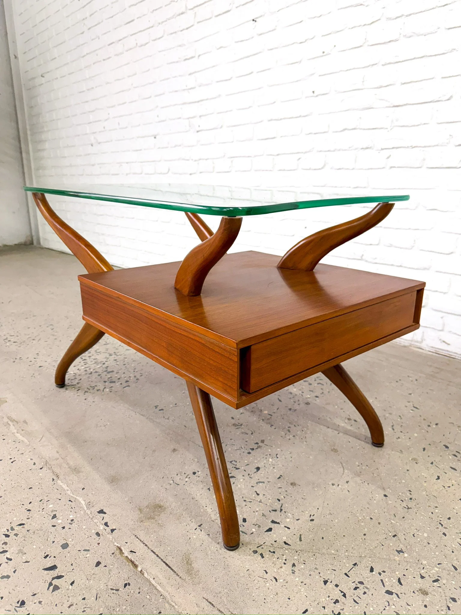 Glass Side Table 26.jpg