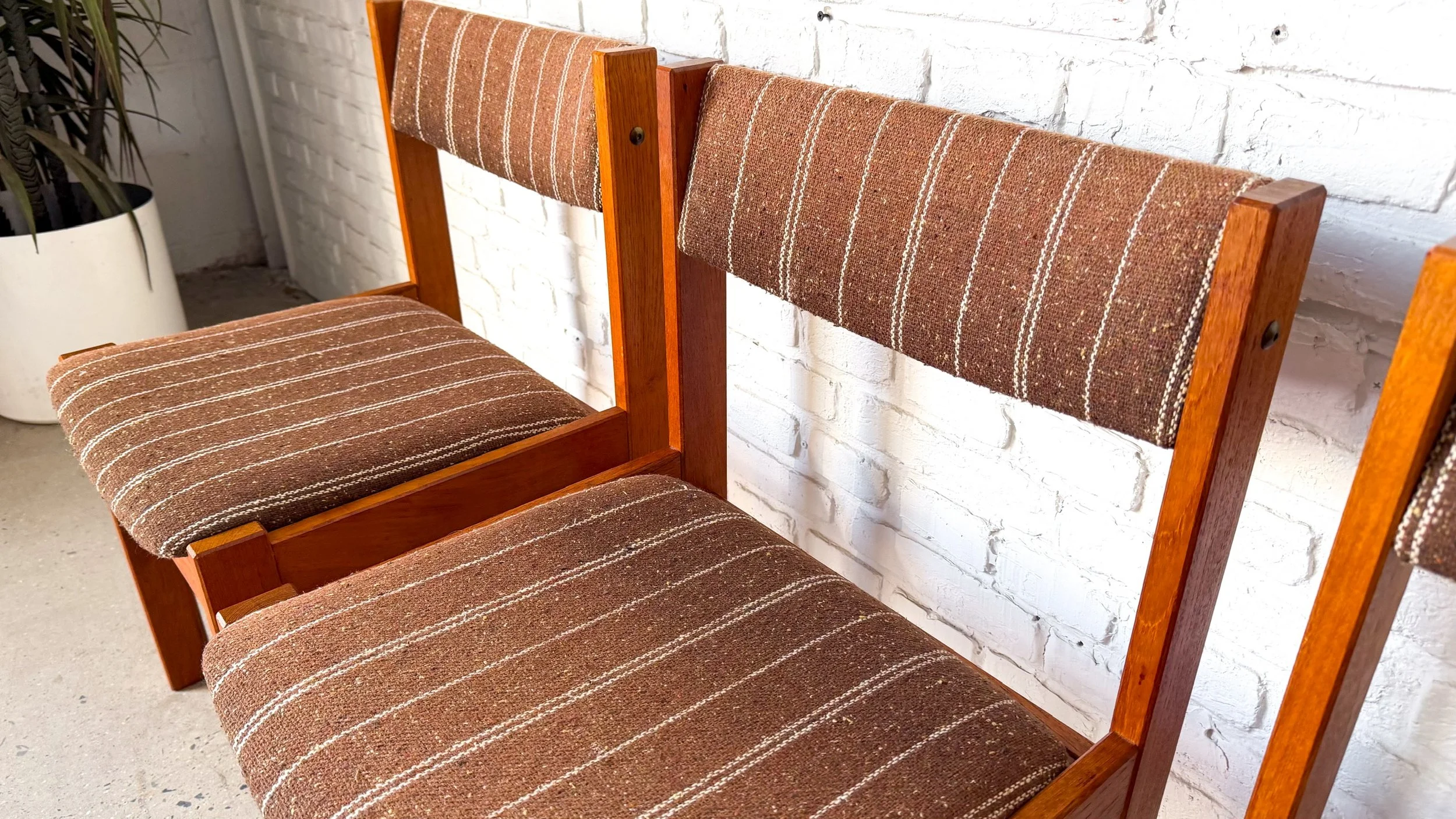 Tarm Sole Mobler Teak Dining Chairs circa 1960s, set of 65.jpg