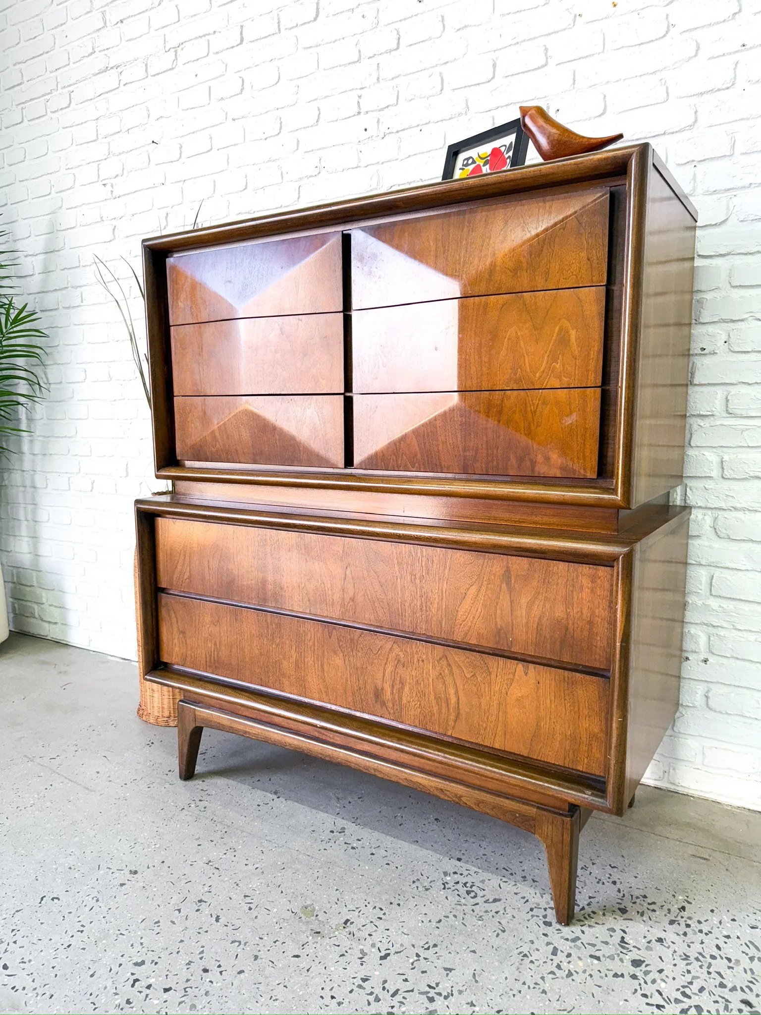 Diamond Front Bedroom Set18.JPG