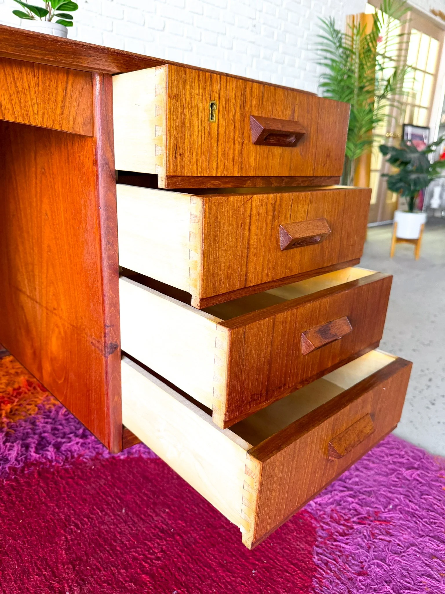 SVEND AAGE MADSEN STYLE DANISH TEAK DESK 1960S9.jpg