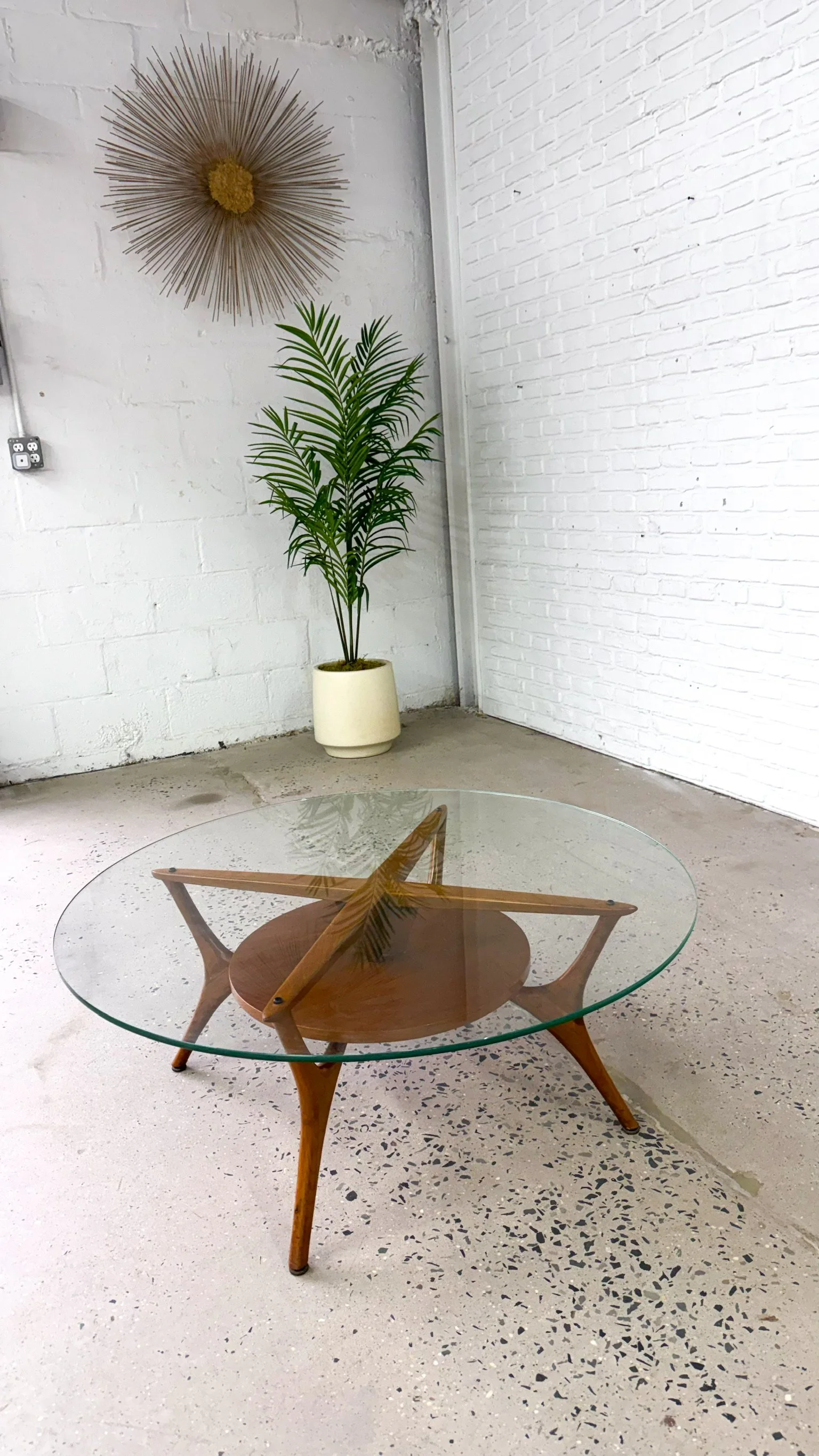 Scupted wood and glass mid century round coffee table2.jpg