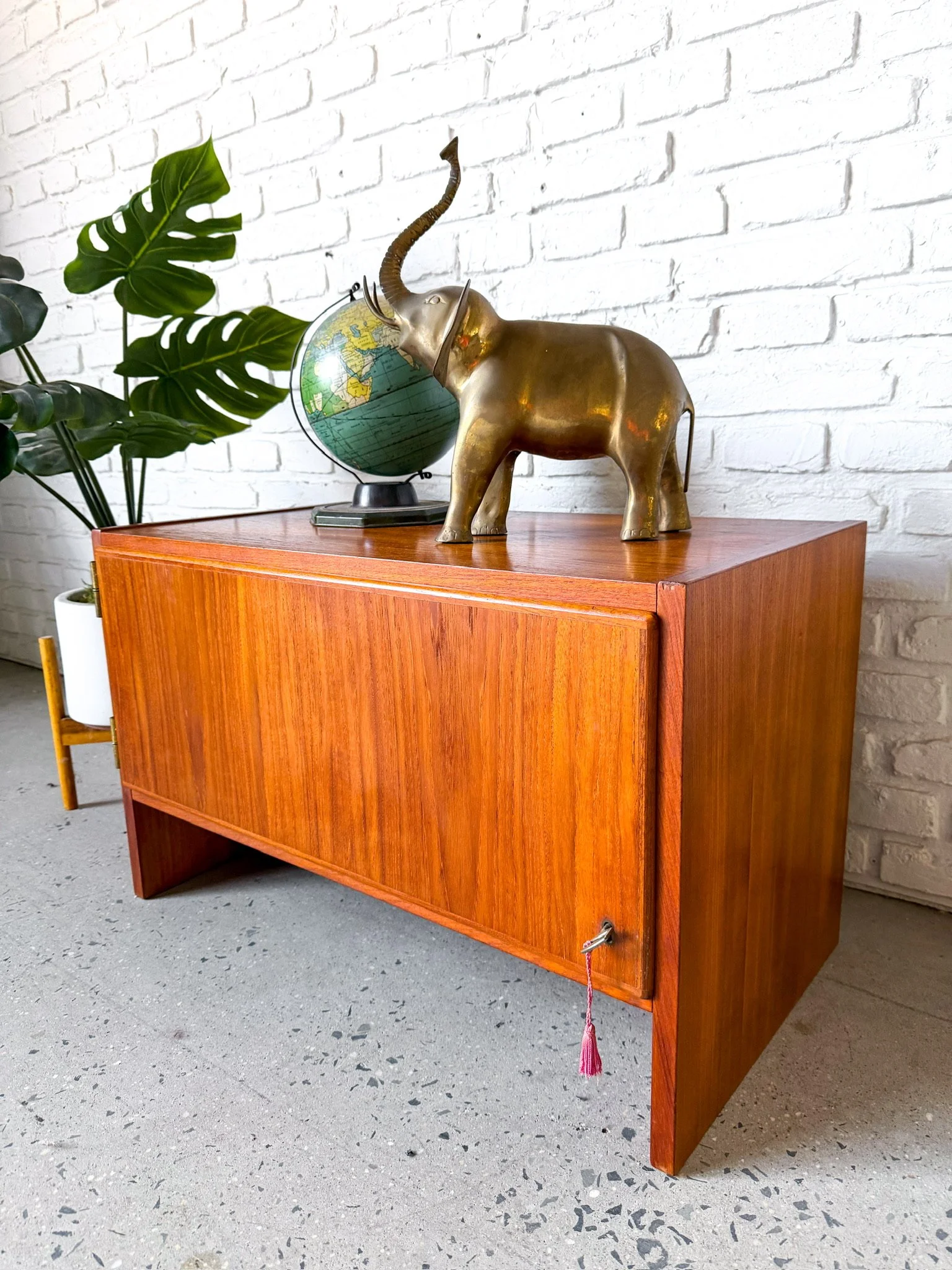 danish modern teak nightstand2.jpg